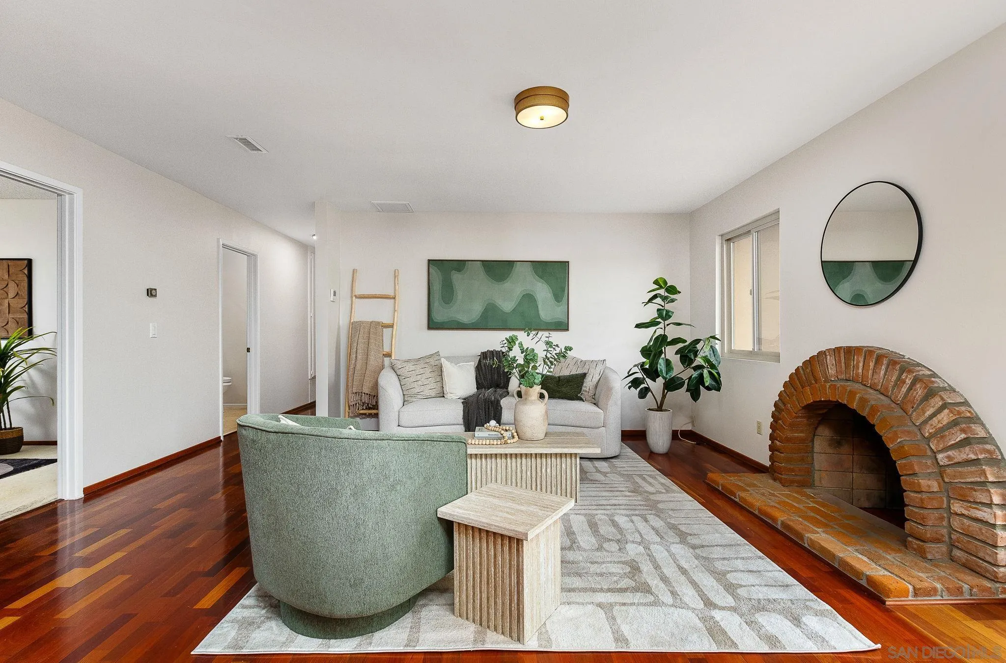 https://cdn.realtyfeed.com/cdn/127/260017891/5529e08089bddd455be85e666bb7c7e3.webp