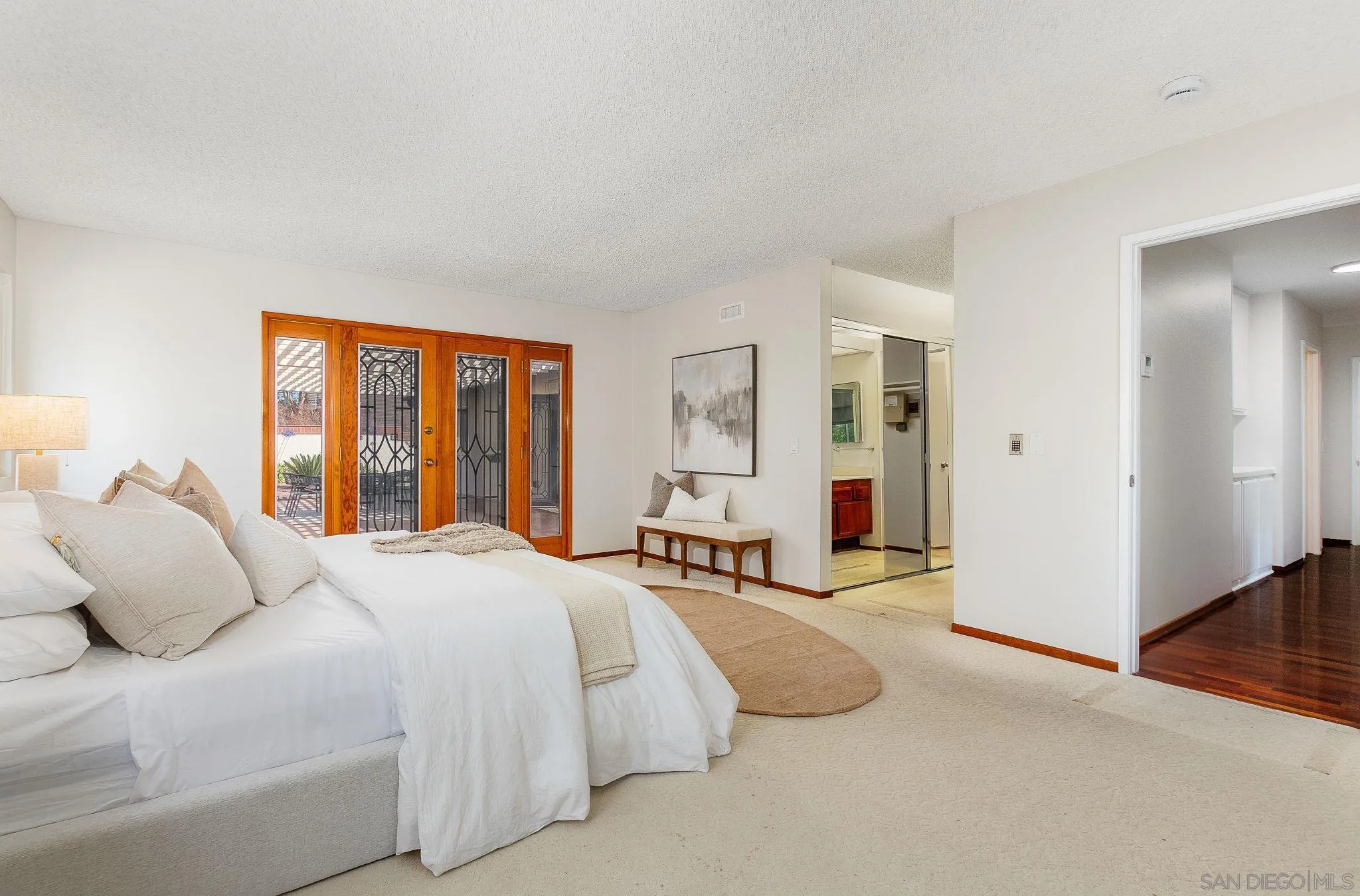 https://cdn.realtyfeed.com/cdn/127/260017891/5f7ef921955d5f0d140185691d601f05.webp