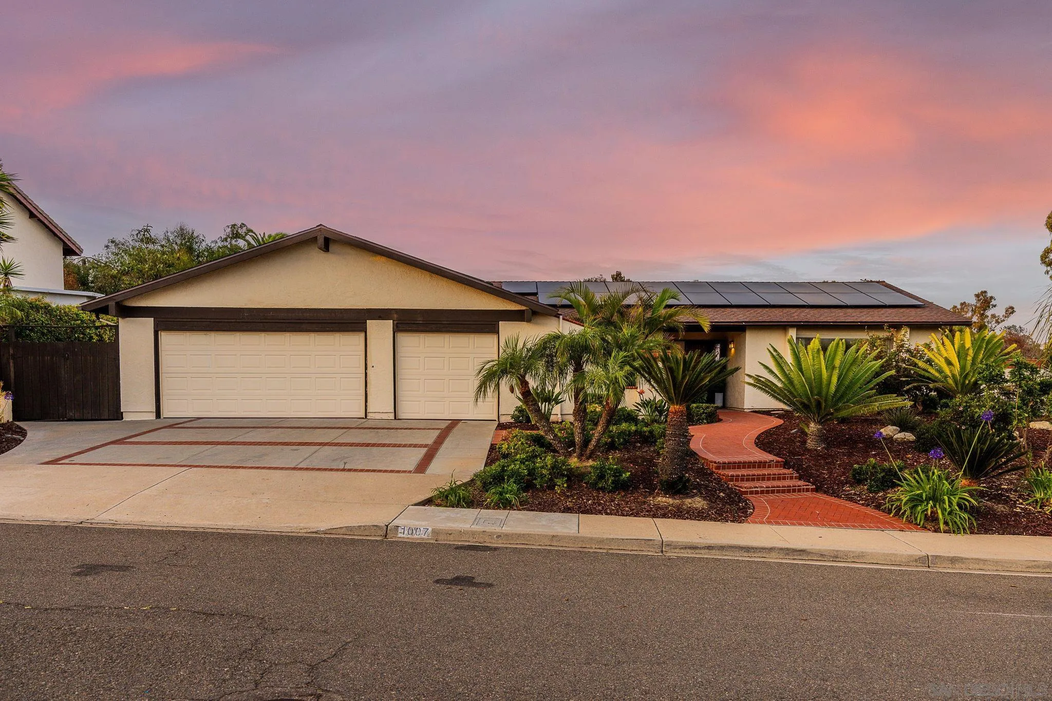 1007 Passiflora Ave, Encinitas, CA 92024 - Photo 2 of 58, Encinitas, CA