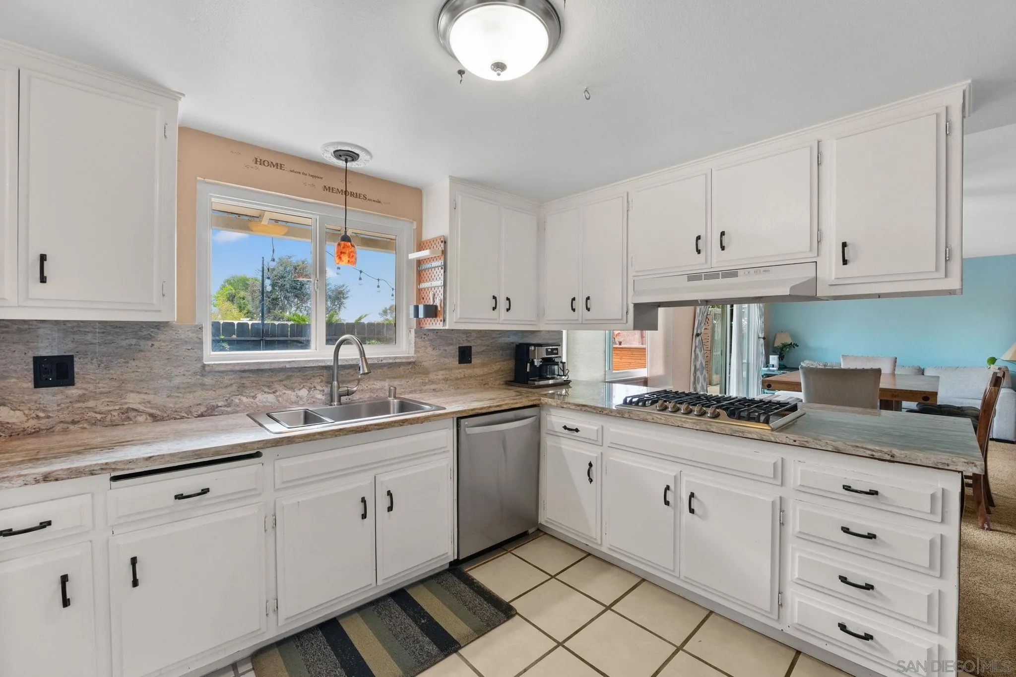 https://cdn.realtyfeed.com/cdn/127/260017897/1608caa4f339c33ea03853fbe69a92da.webp