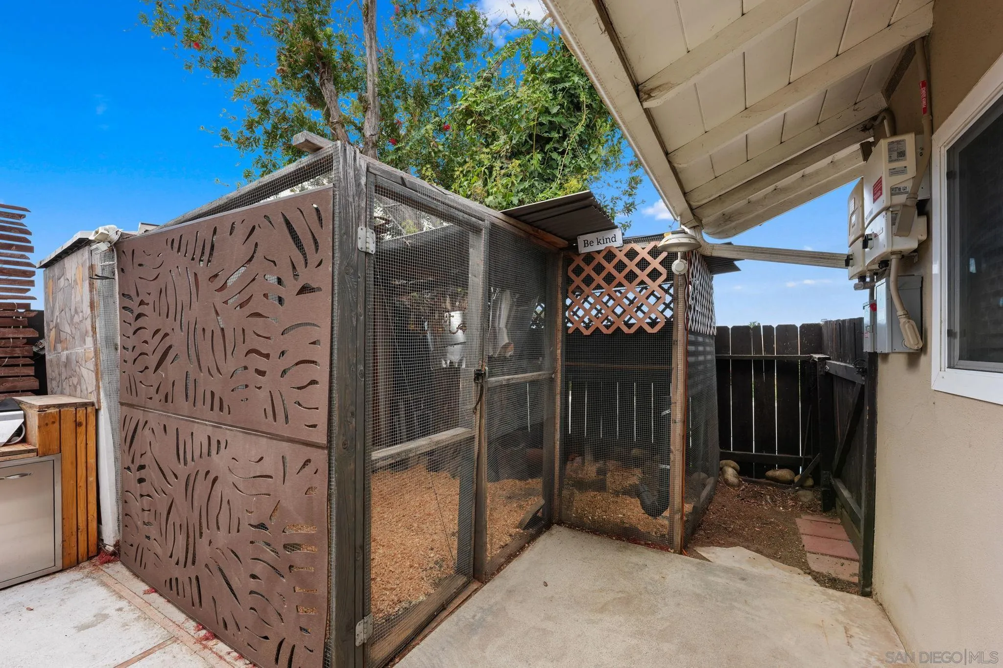 https://cdn.realtyfeed.com/cdn/127/260017897/37203ec78f2637088c3c9bc5df2c2222.webp