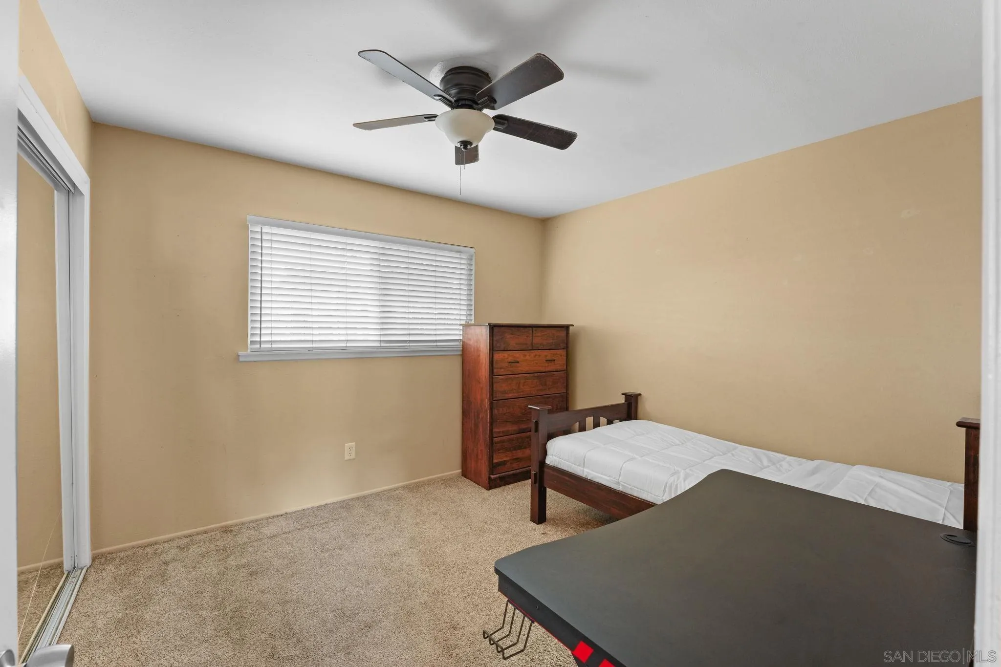 https://cdn.realtyfeed.com/cdn/127/260017897/7b606a3b271c833d157ed86cab4a63cc.webp