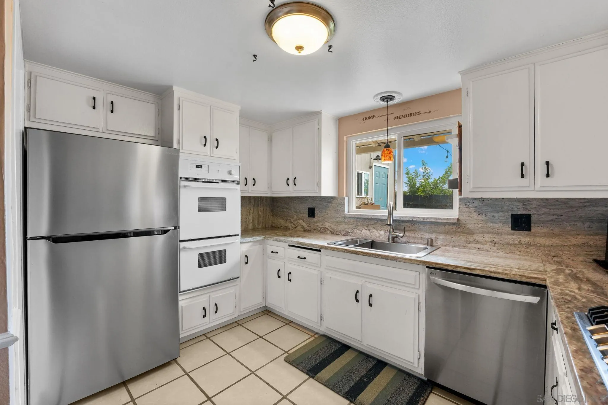 https://cdn.realtyfeed.com/cdn/127/260017897/95f1034b1084a47a55add7cb2b405bbe.webp