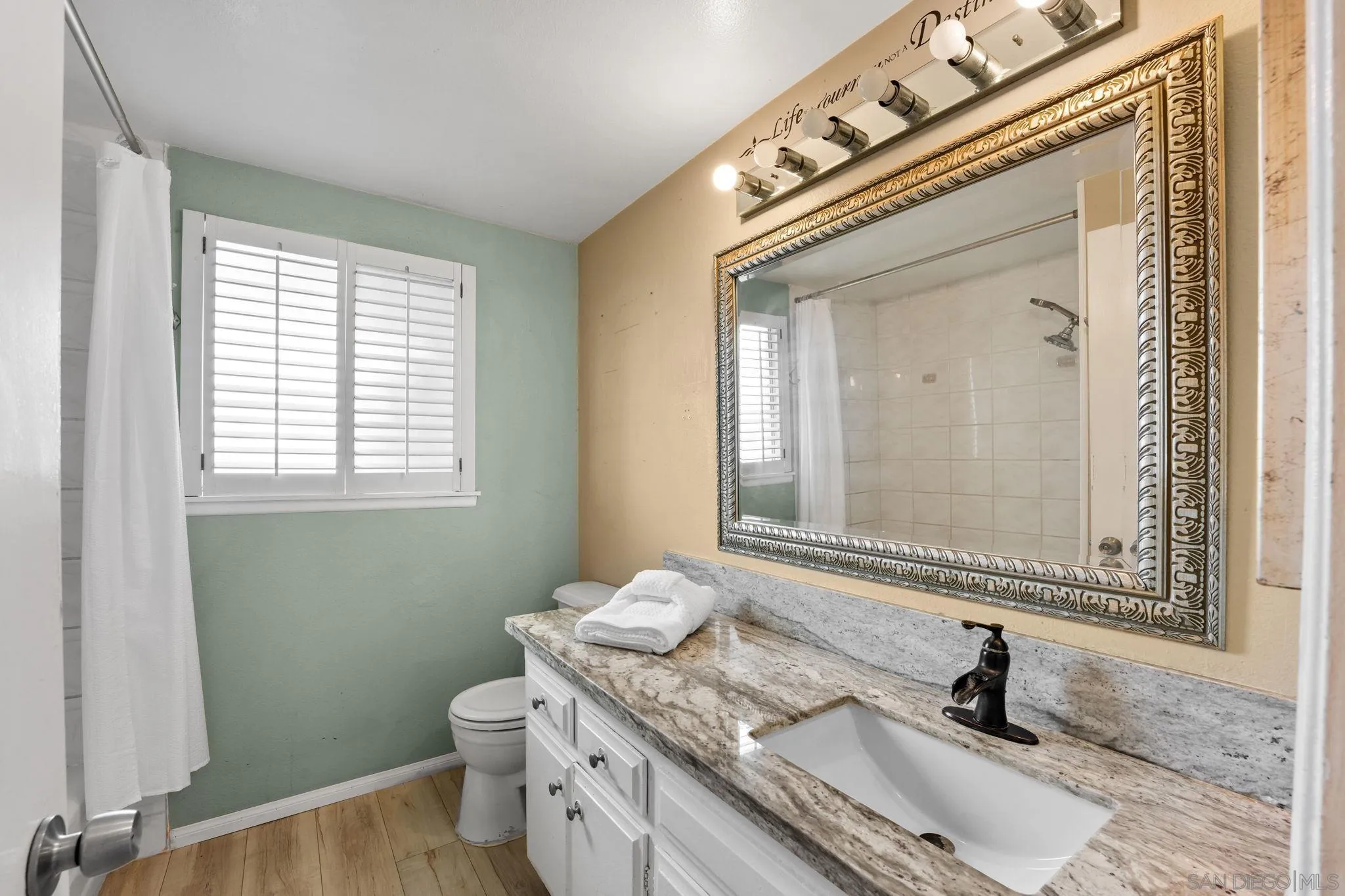 https://cdn.realtyfeed.com/cdn/127/260017897/a78ec1a8653f0705c6d1d49f4203be50.webp