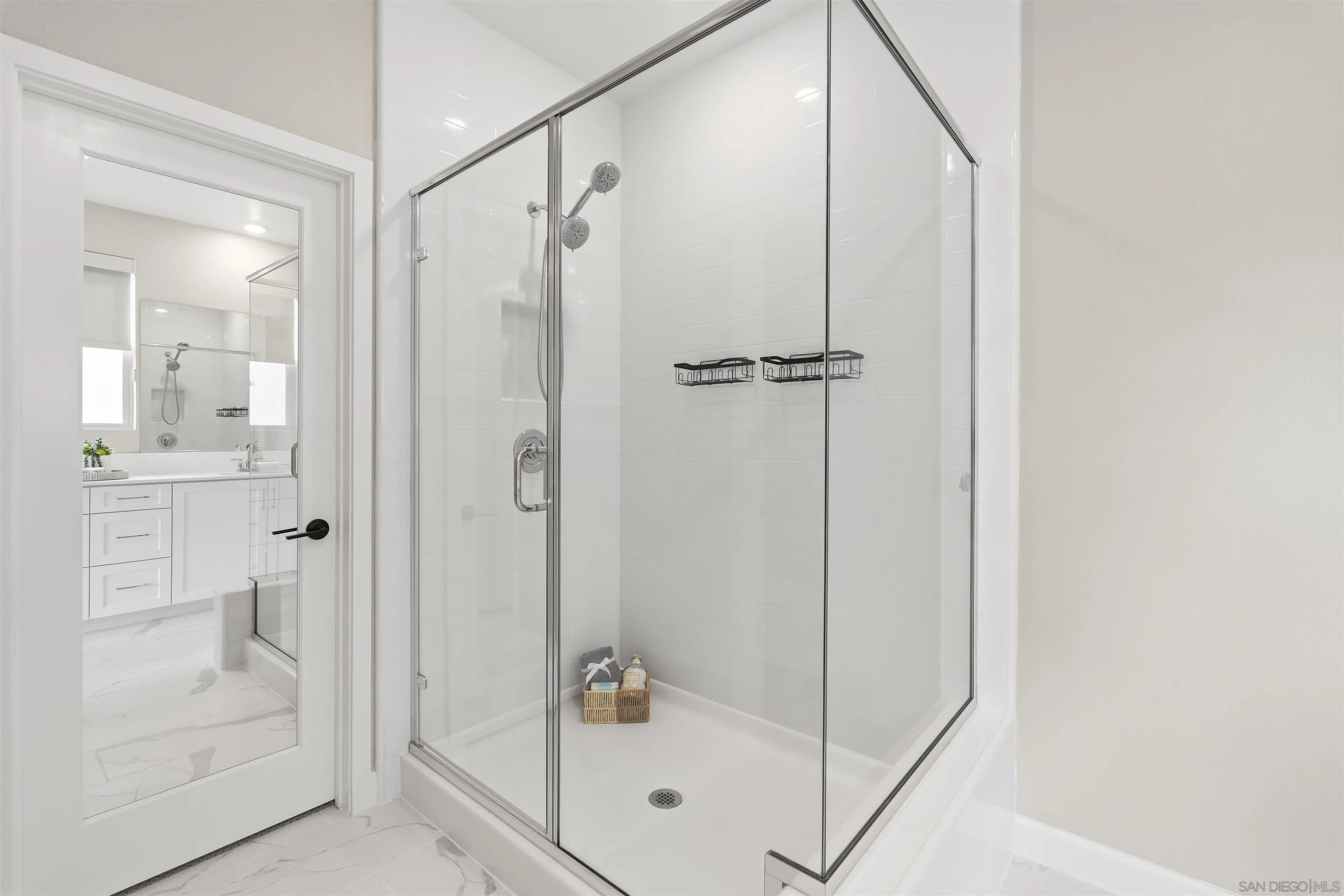 https://cdn.realtyfeed.com/cdn/127/260017907/4e99e34aa78230f1e85060bd948e6055.webp