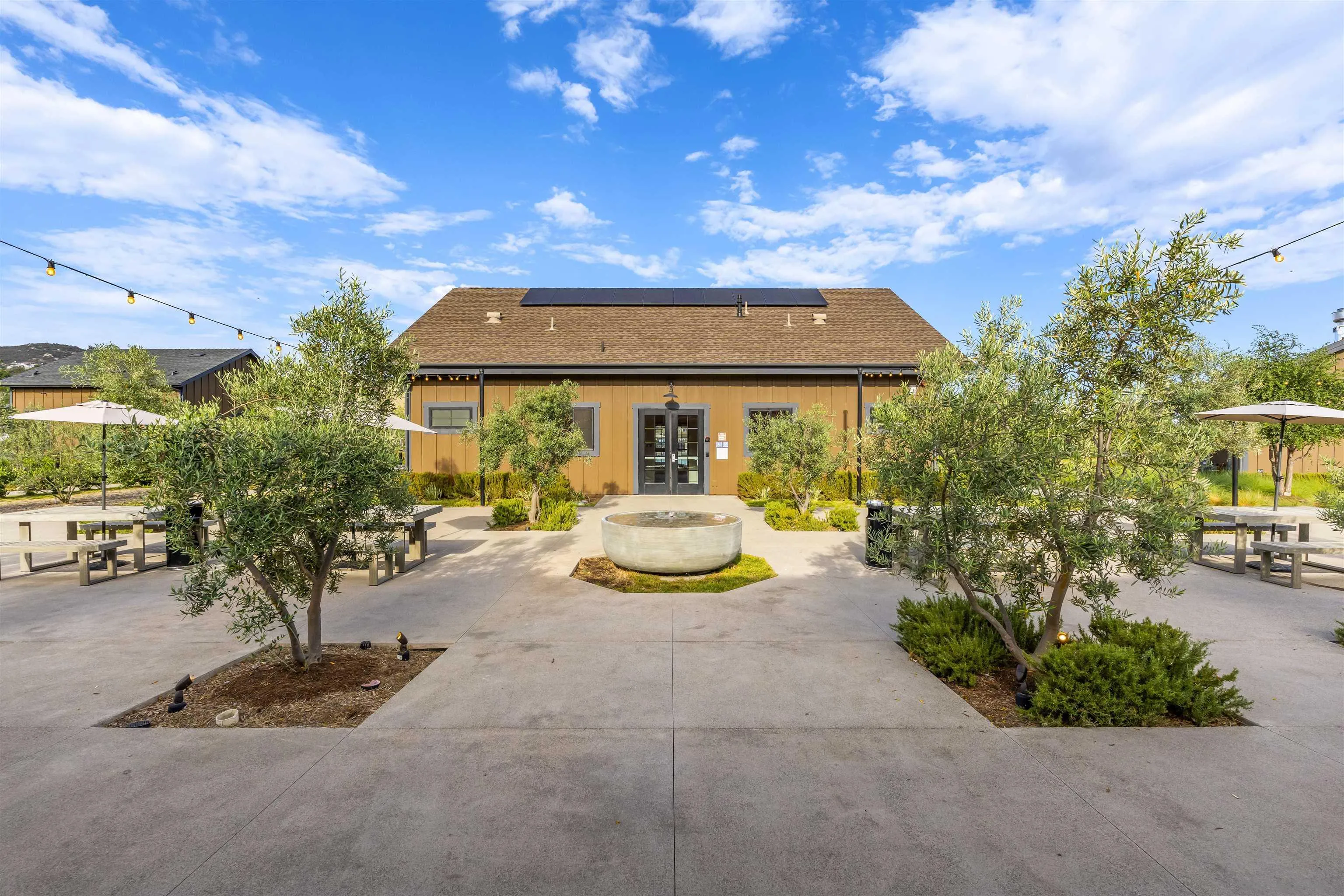 https://cdn.realtyfeed.com/cdn/127/260017907/9fe651ca4c95a53da576cb0d3dfd4e7a.webp