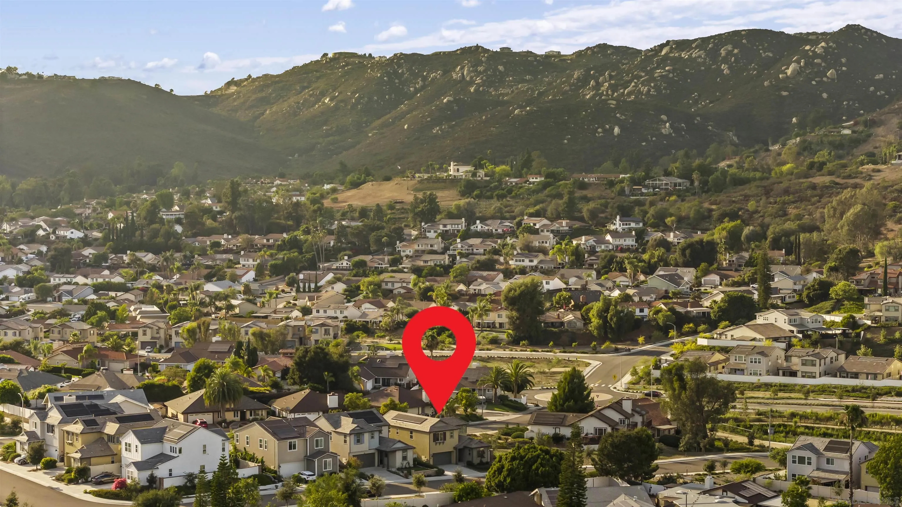 https://cdn.realtyfeed.com/cdn/127/260017907/b6ef5fbc34800363dc6b0a25b3c546d1.webp
