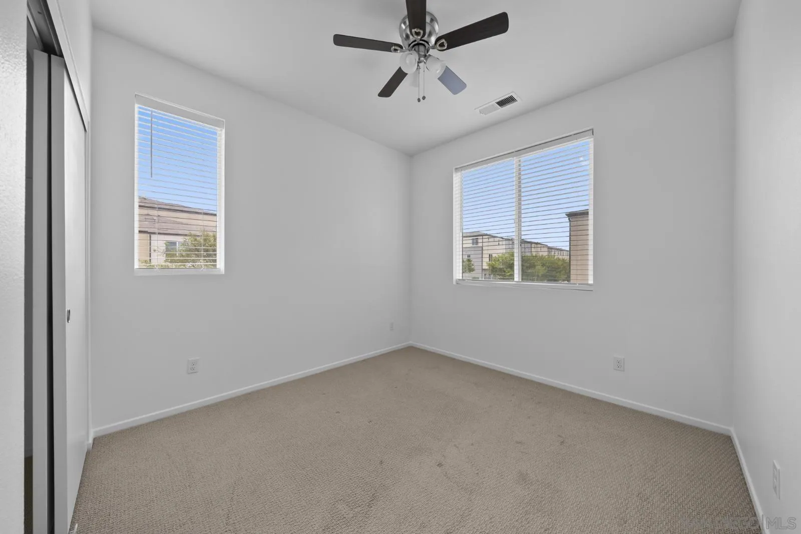 Photo #15: 260017909 Listing: Photo #15