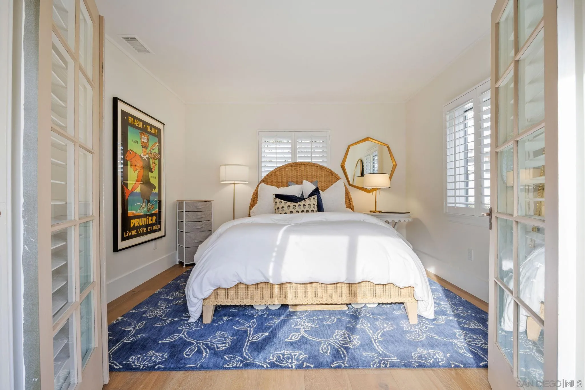 https://cdn.realtyfeed.com/cdn/127/260017912/0c43163ce1a2b1c4a80f26a06e0dd563.webp