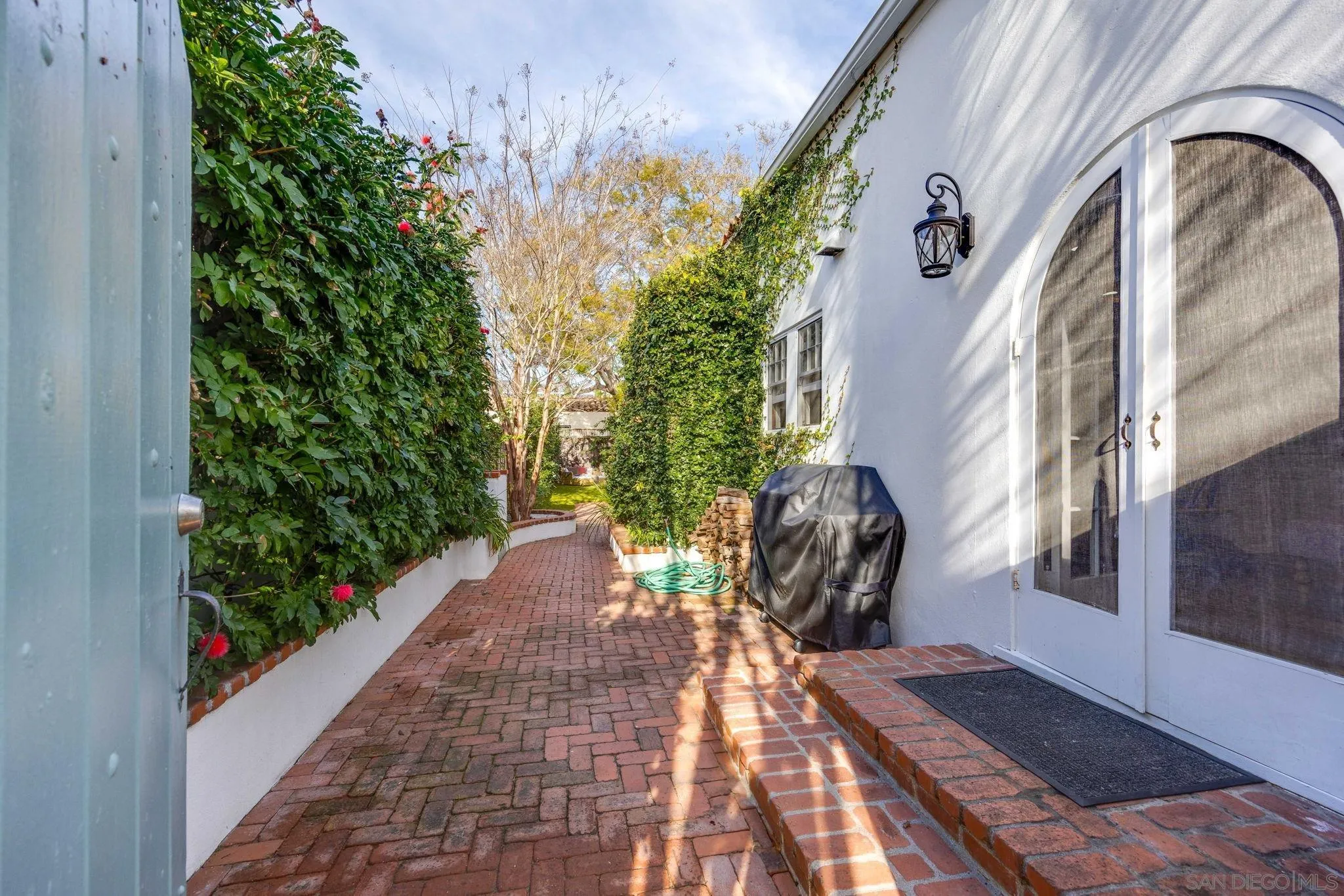 https://cdn.realtyfeed.com/cdn/127/260017912/4e66b9f689a2cdfdd00a9d3abb2844c9.webp
