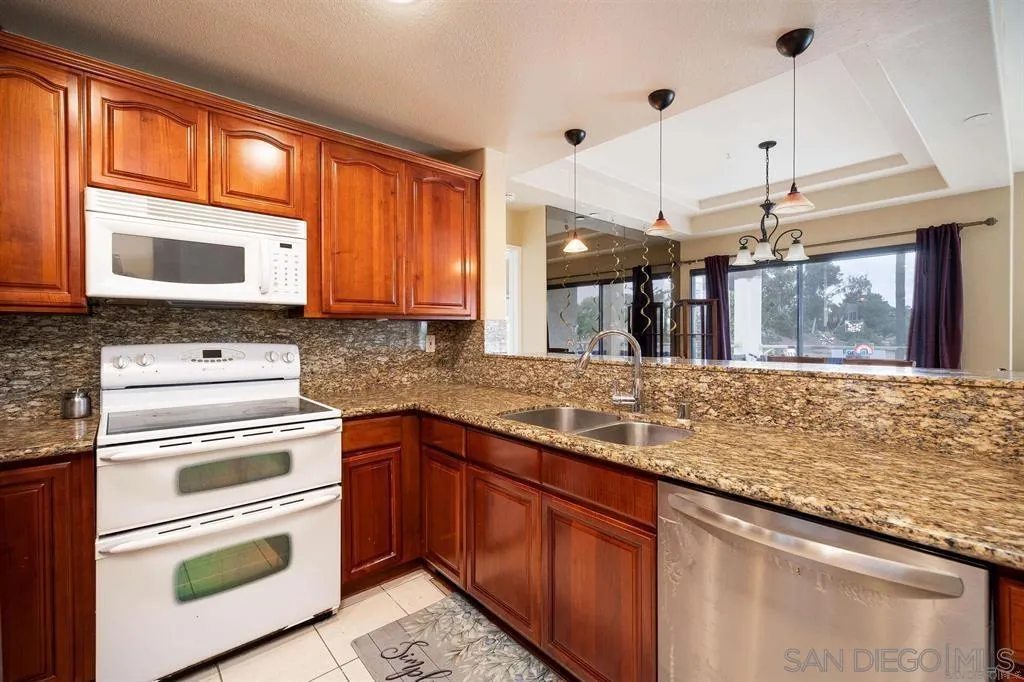 https://cdn.realtyfeed.com/cdn/127/260017913/0bd1622242fc71f2a679a4a9c8c6bbfe.webp