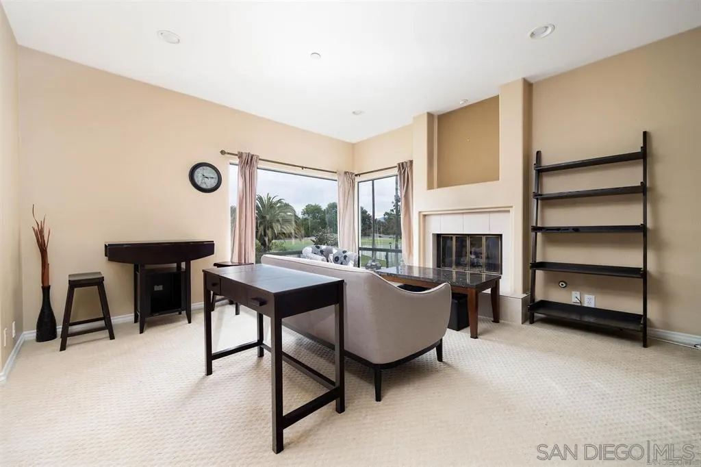 https://cdn.realtyfeed.com/cdn/127/260017913/6f8aaea671b3ab119d8ea4306935fa0d.webp