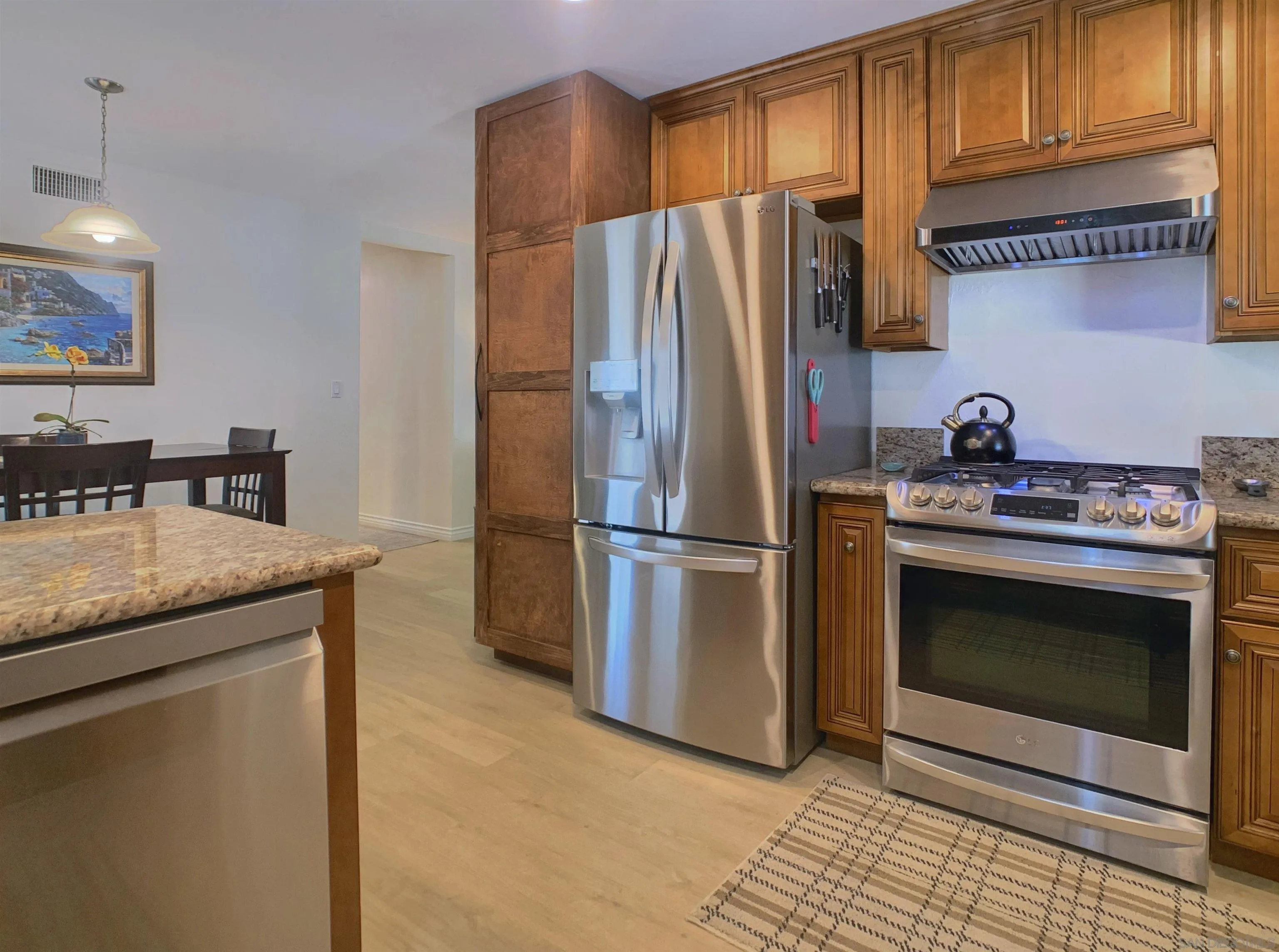 https://cdn.realtyfeed.com/cdn/127/260017916/b0cbc5e8d2eb03574203d24cea0ab24f.webp