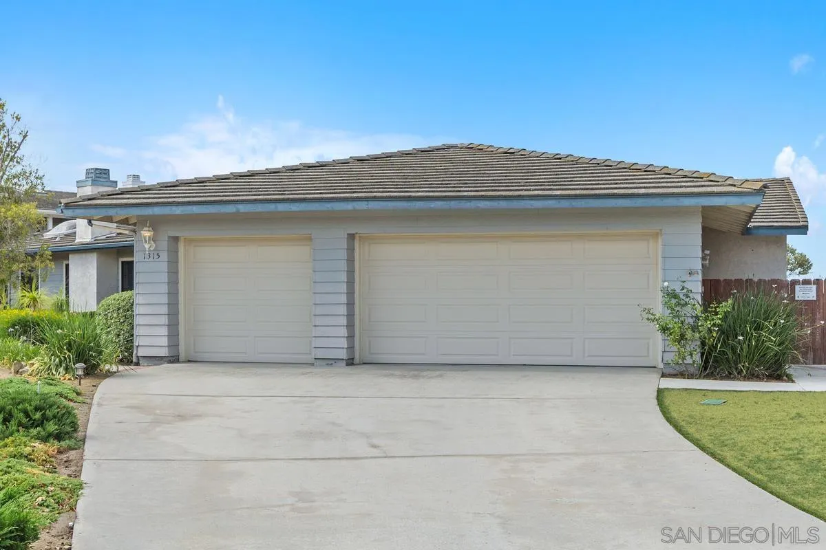 1315 Eagle Glen, Escondidio, CA 92029 - Photo 2 of 42, Escondidio, CA