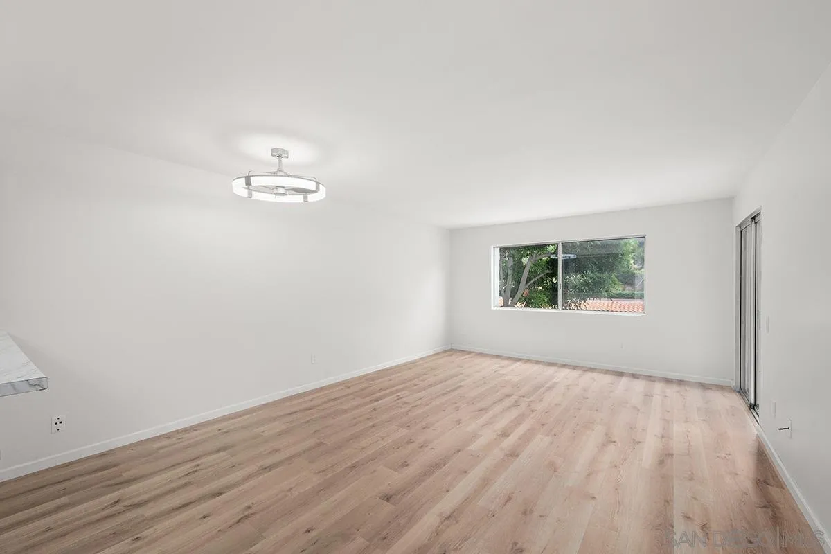 Photo #9: 260017927 Listing: Photo #9