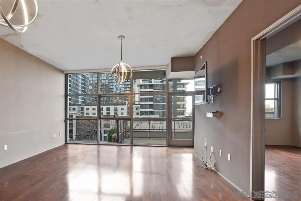 Photo #6: 260017930 Listing: Photo #6