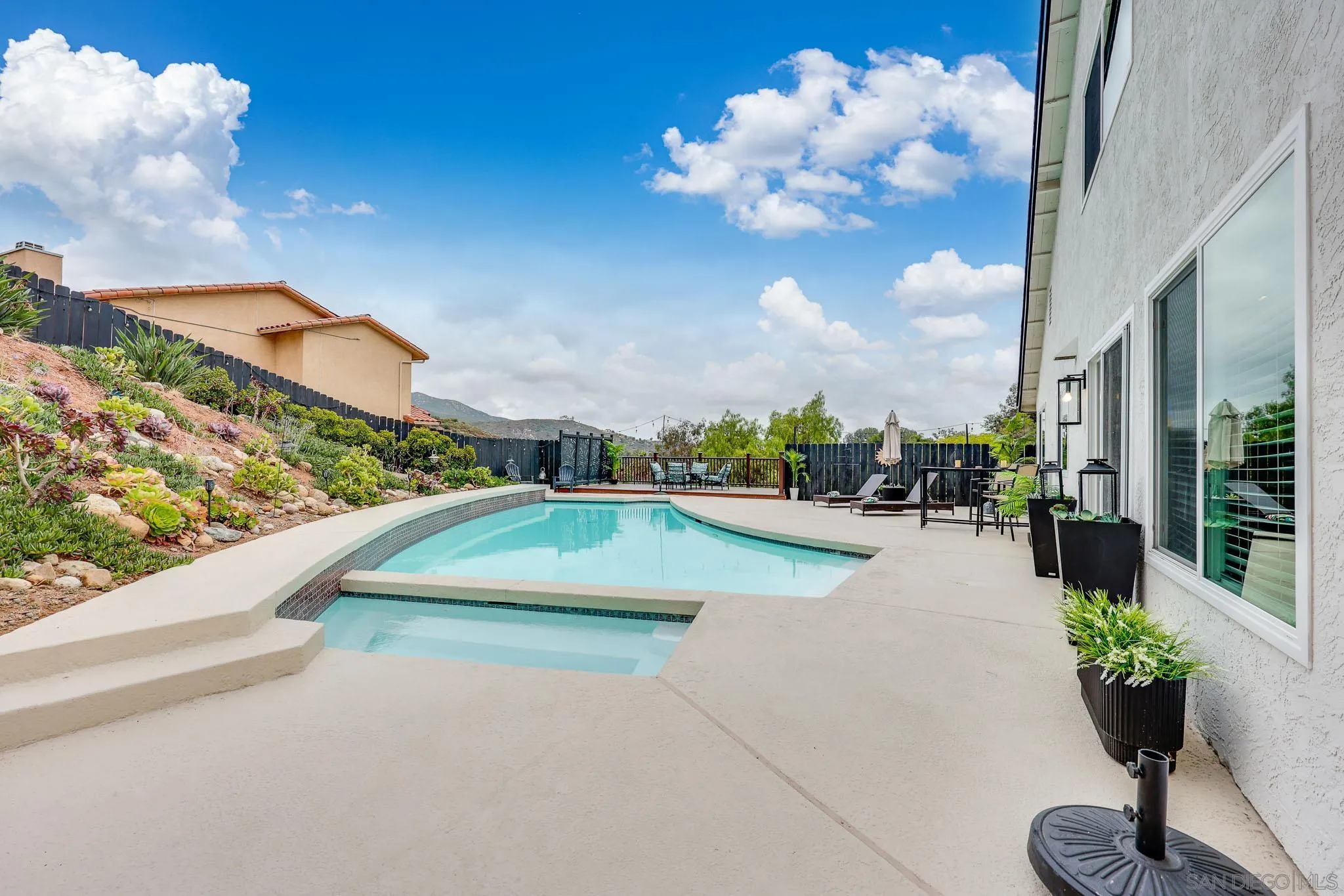 https://cdn.realtyfeed.com/cdn/127/260017931/4ce7930318e66e8813372c1fbec1943c.webp