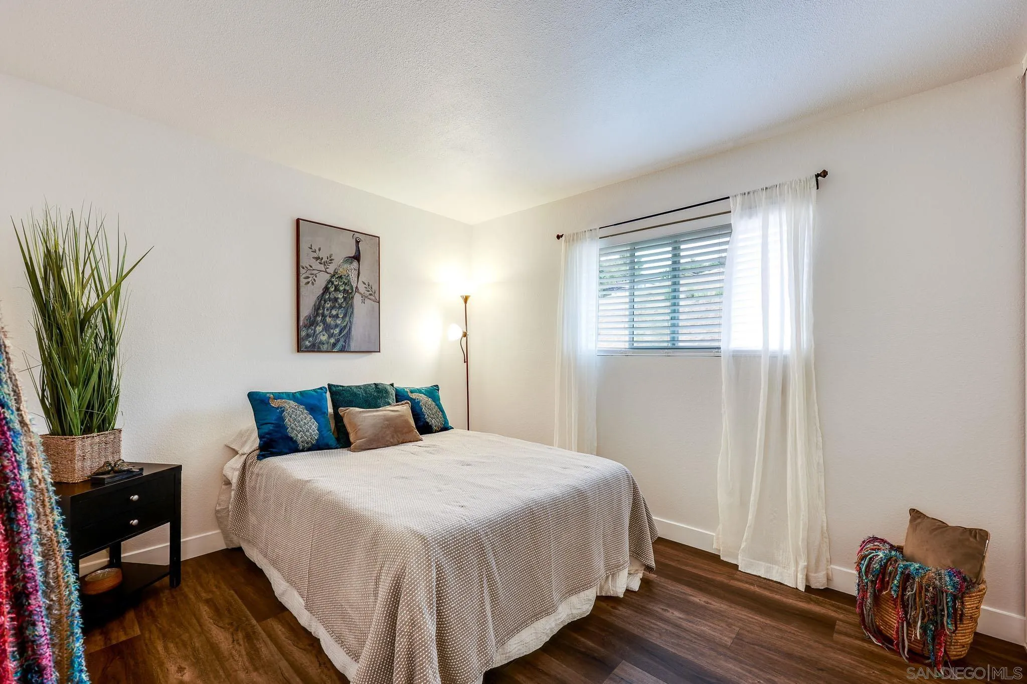 https://cdn.realtyfeed.com/cdn/127/260017931/fc73c302168b6c4947f85465035162ac.webp