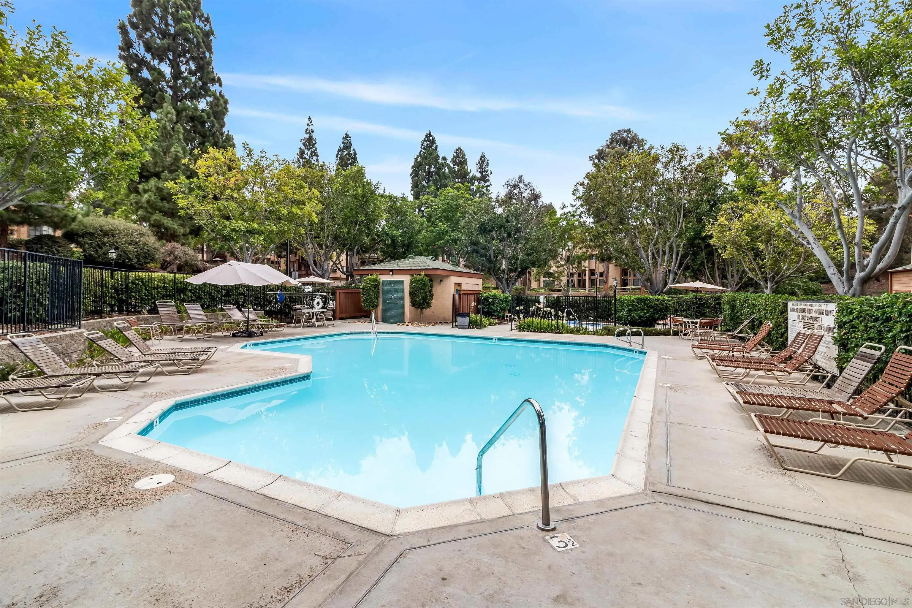 https://cdn.realtyfeed.com/cdn/127/260017942/2b59d8546ae5e4ba2cd67fb1523752fe.webp