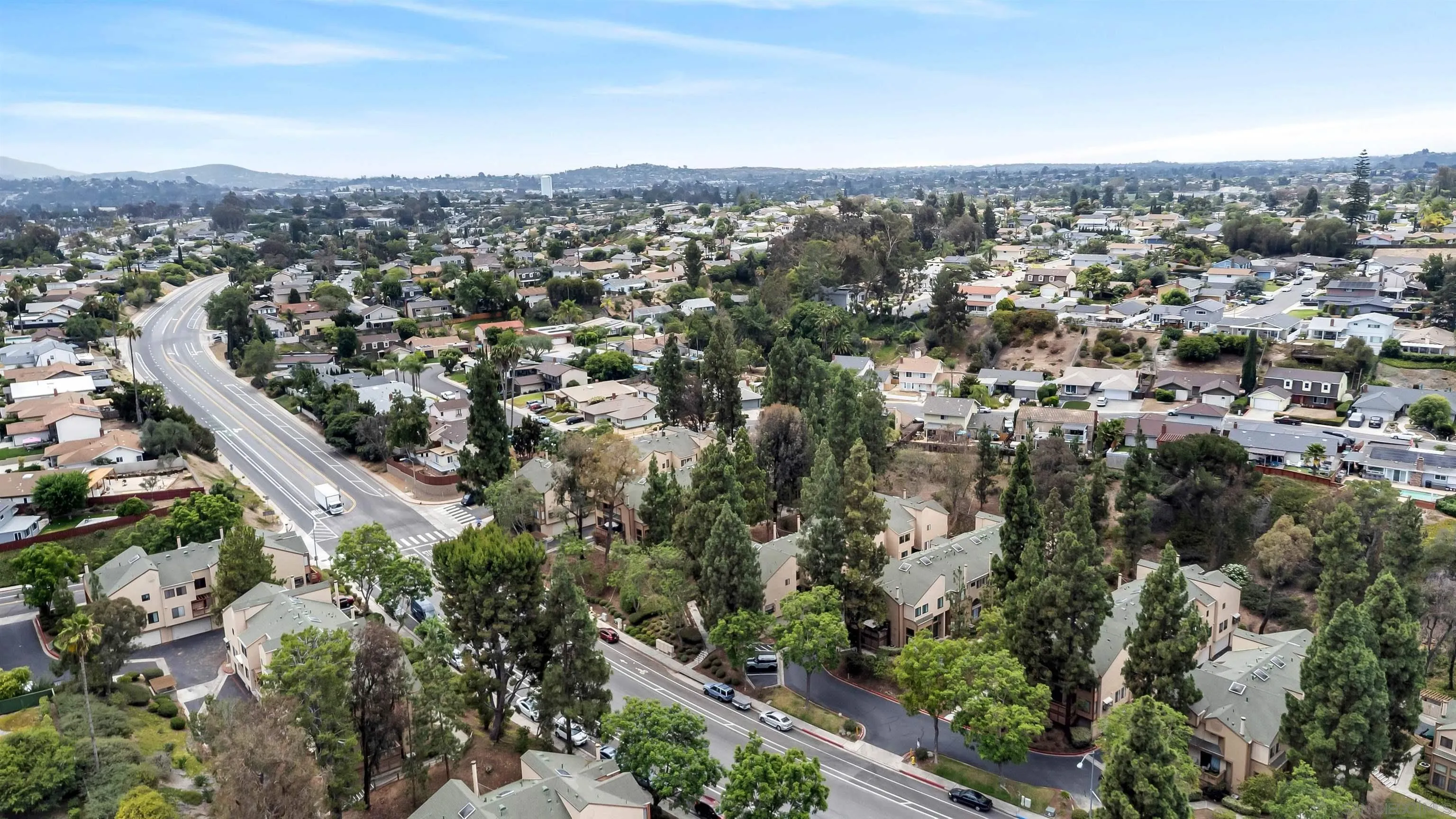 https://cdn.realtyfeed.com/cdn/127/260017942/b5c85e0d3de1bb560de8843913002e13.webp