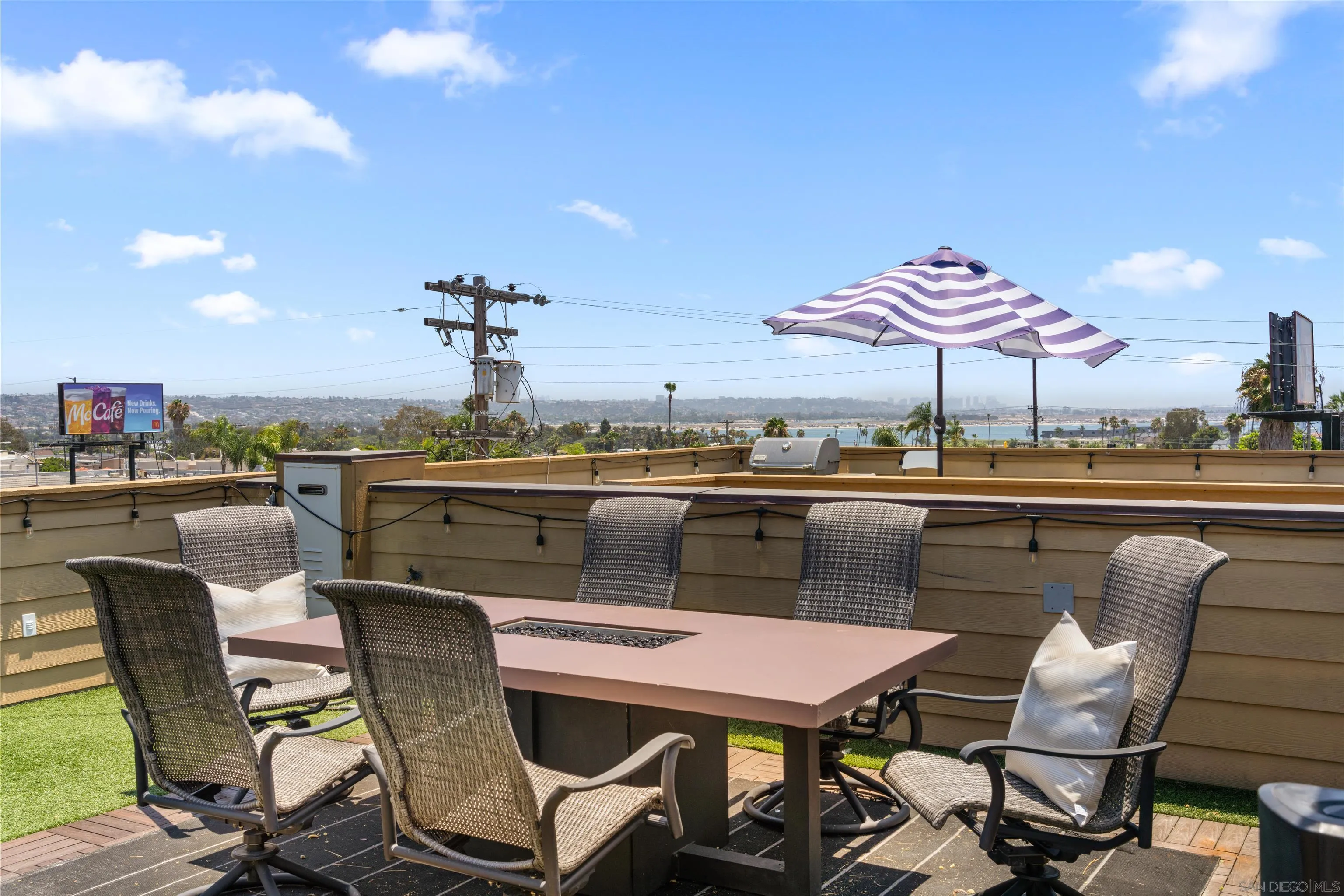 Photo #34: 260017943 Listing: Photo #34