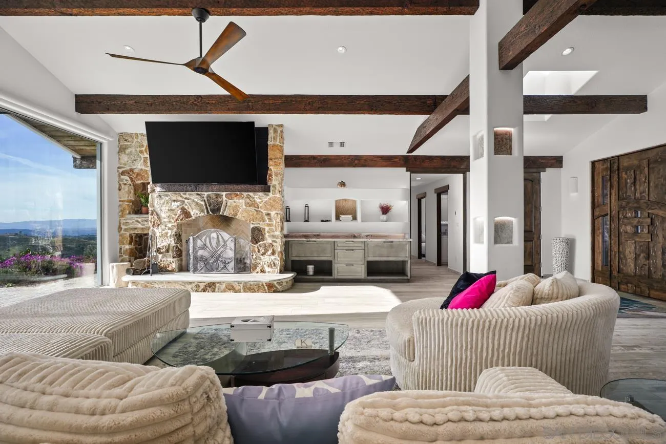 https://cdn.realtyfeed.com/cdn/127/260017949/1844229301d6164858bbbac202c82b00.webp