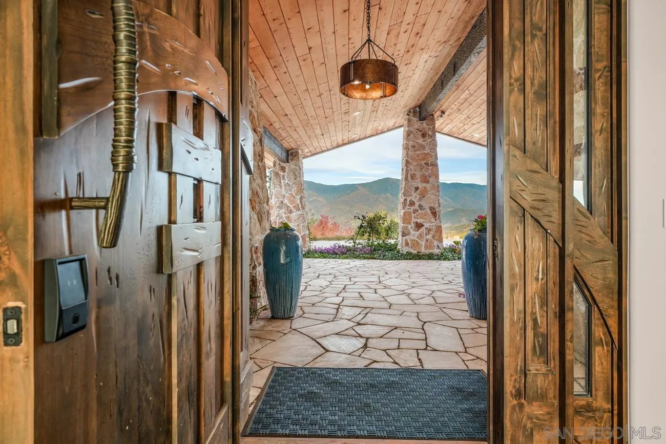 https://cdn.realtyfeed.com/cdn/127/260017949/63183c4967a1d420348535b4b9837467.webp
