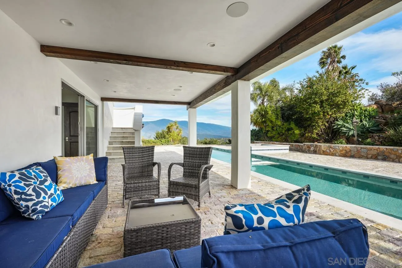 https://cdn.realtyfeed.com/cdn/127/260017949/9246ed4fc1860873bd57c260ac61e53b.webp