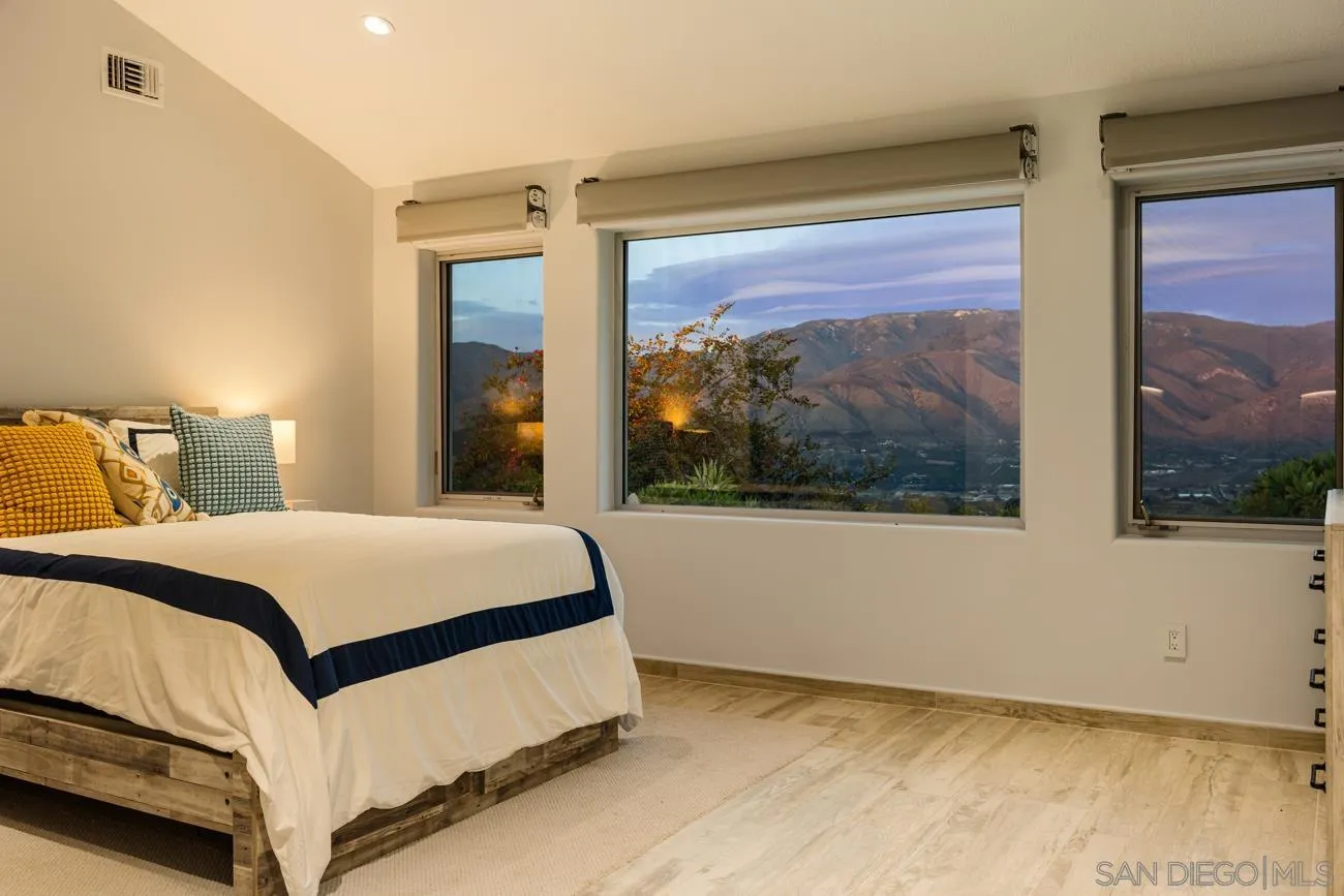 https://cdn.realtyfeed.com/cdn/127/260017949/ac8d146fe51c040601d5bfdd73d37f9f.webp