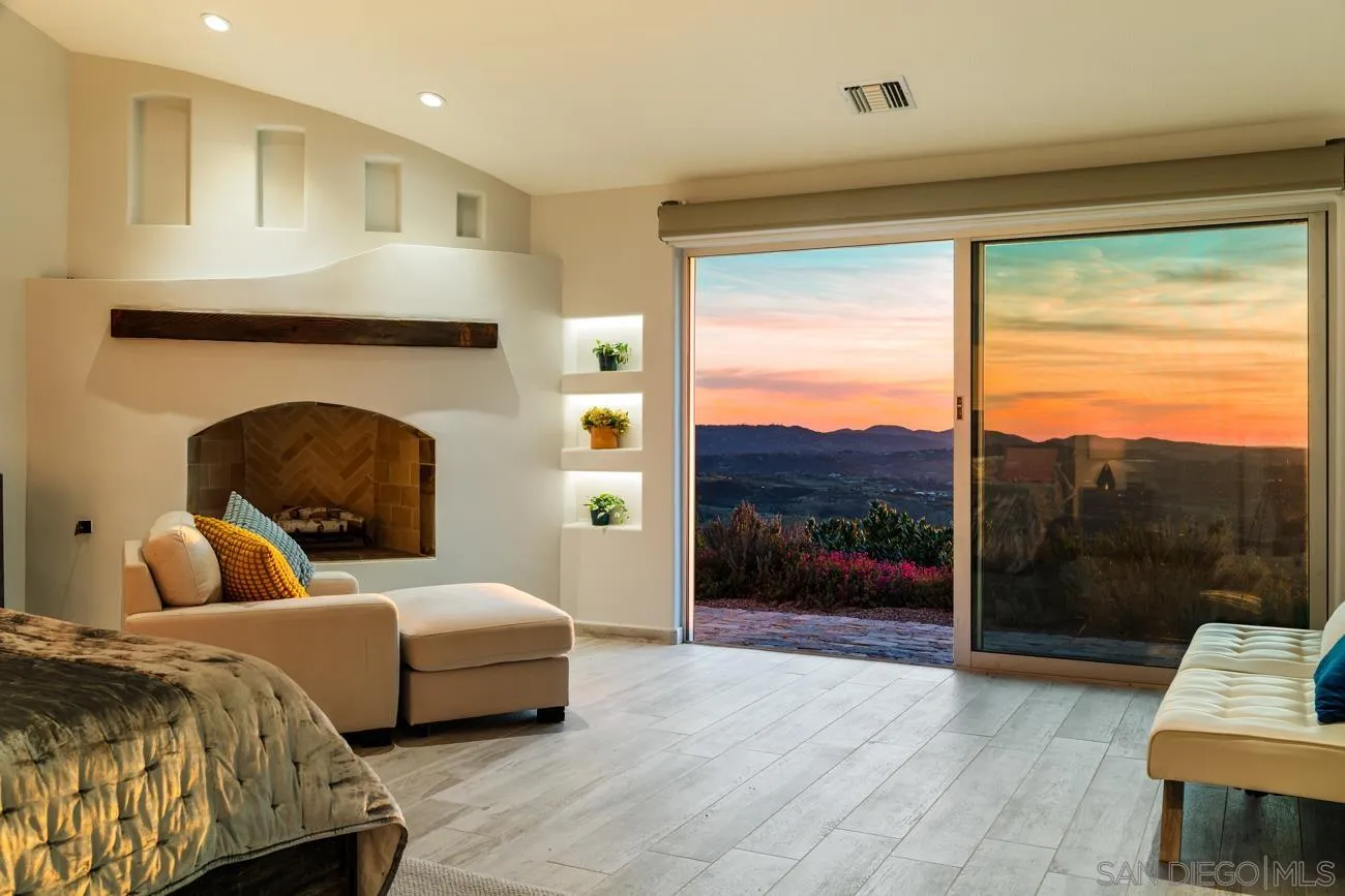 https://cdn.realtyfeed.com/cdn/127/260017949/bc49818cf3e59618d4e7c6cfd6b47e30.webp