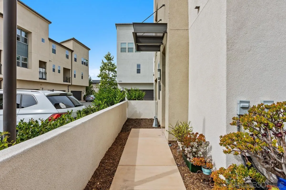 Photo #6: 260017954 Listing: Photo #6