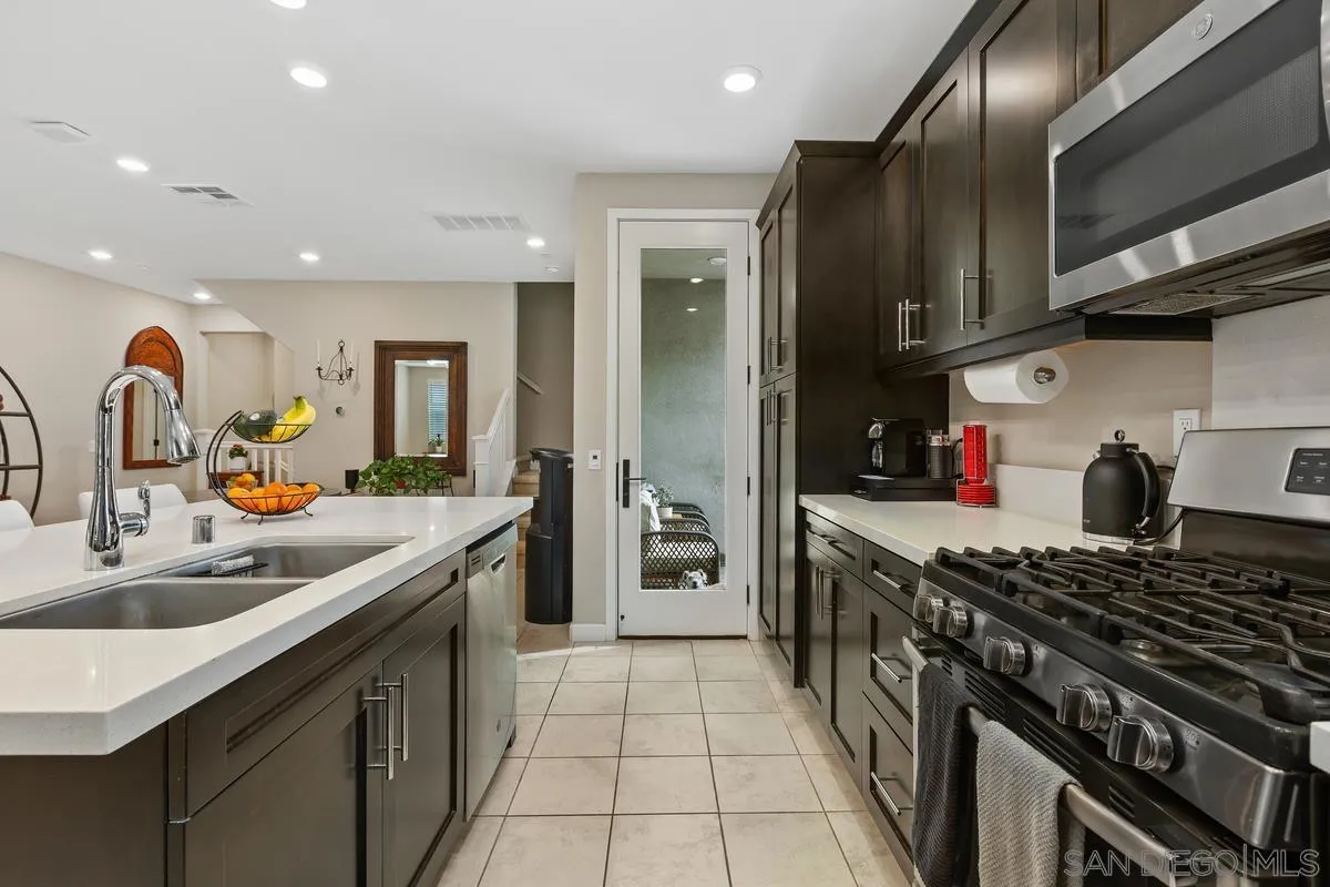 Photo #19: 260017954 Listing: Photo #19