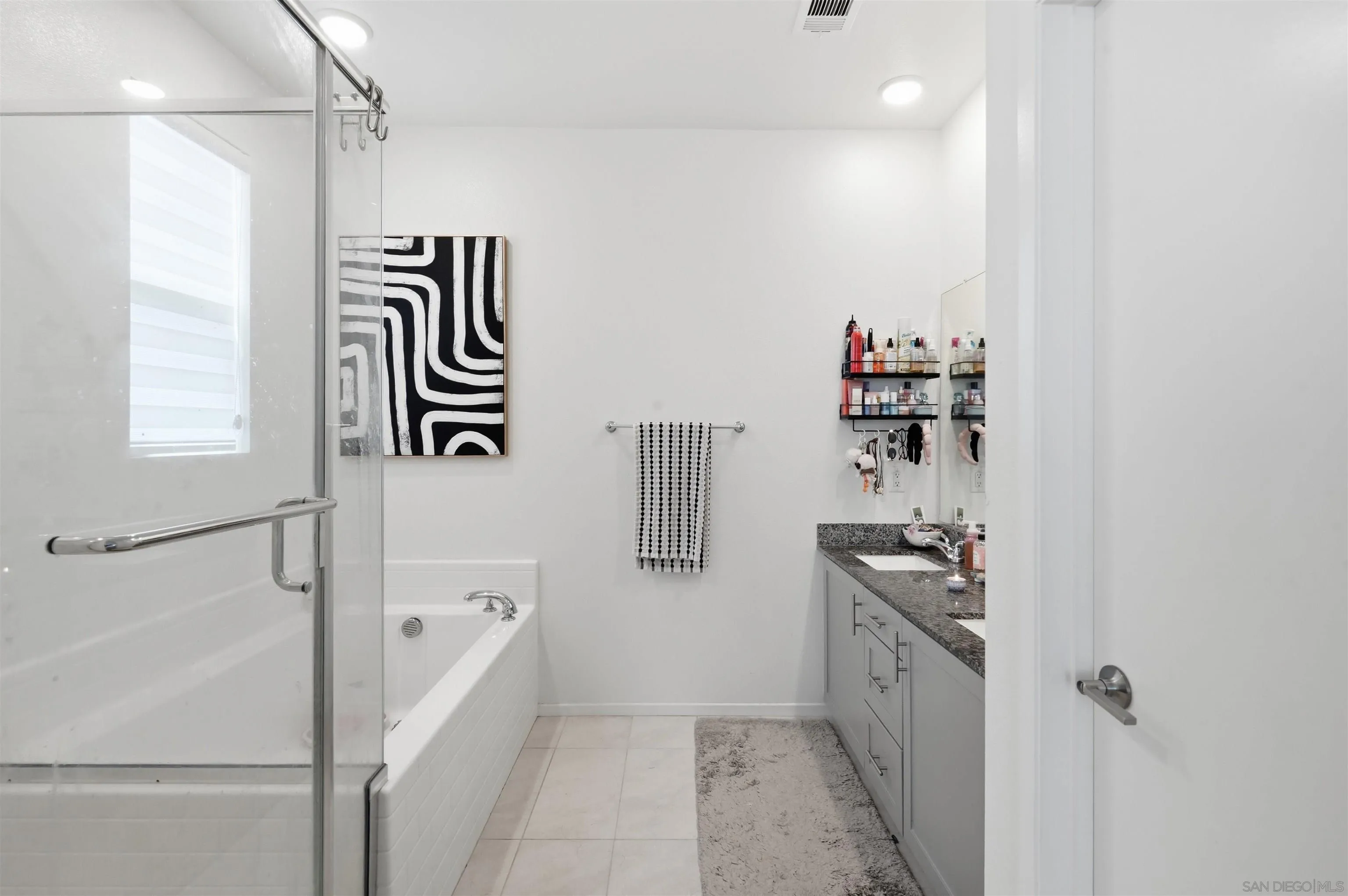 https://cdn.realtyfeed.com/cdn/127/260017961/06883c53c87d178cf99715ab94dc8675.webp