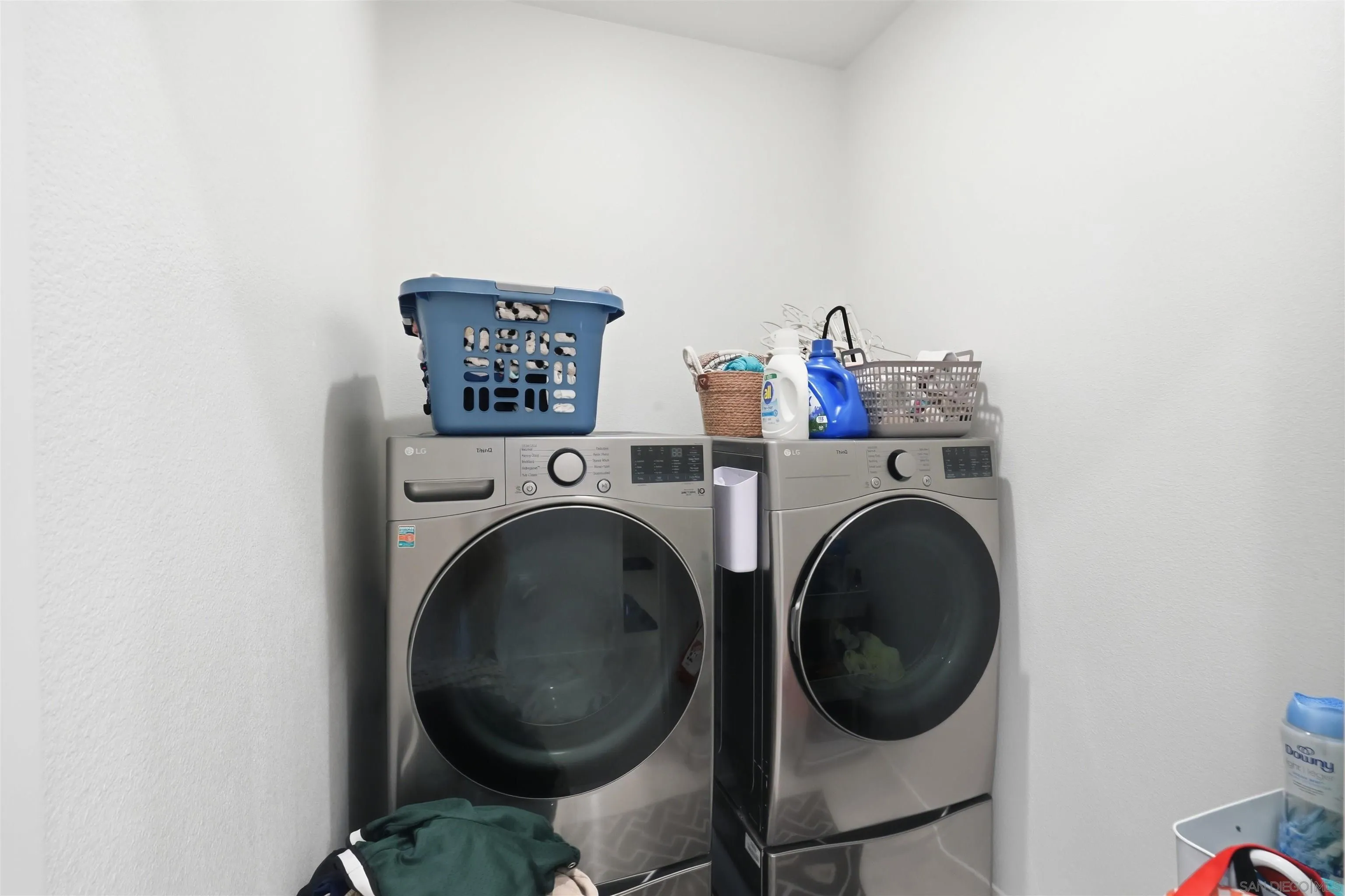 https://cdn.realtyfeed.com/cdn/127/260017961/1c9177479c6d411150926f2f2fde9ebf.webp