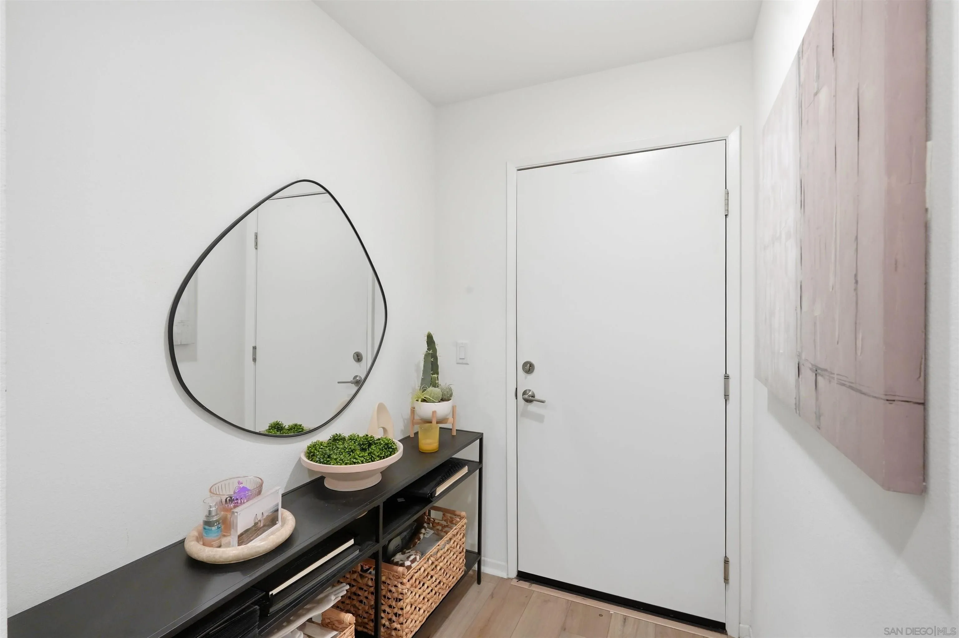 https://cdn.realtyfeed.com/cdn/127/260017961/6301f38a352c7af93f8c65808e689954.webp