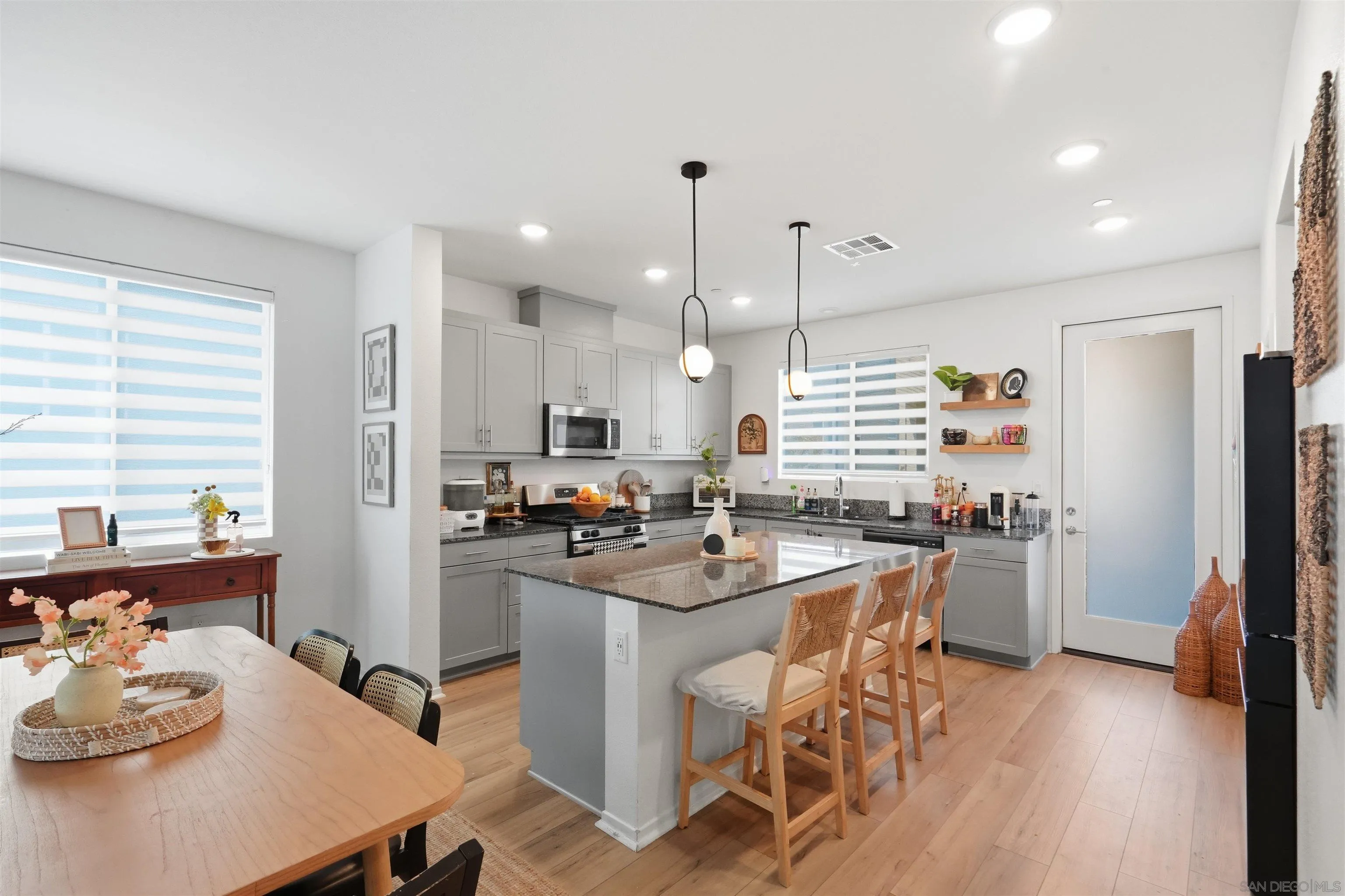 5491 Seacliff Pl Unit 108, SAN DIEGO, CA 92154 - Photo 5 of 50, San Diego, CA