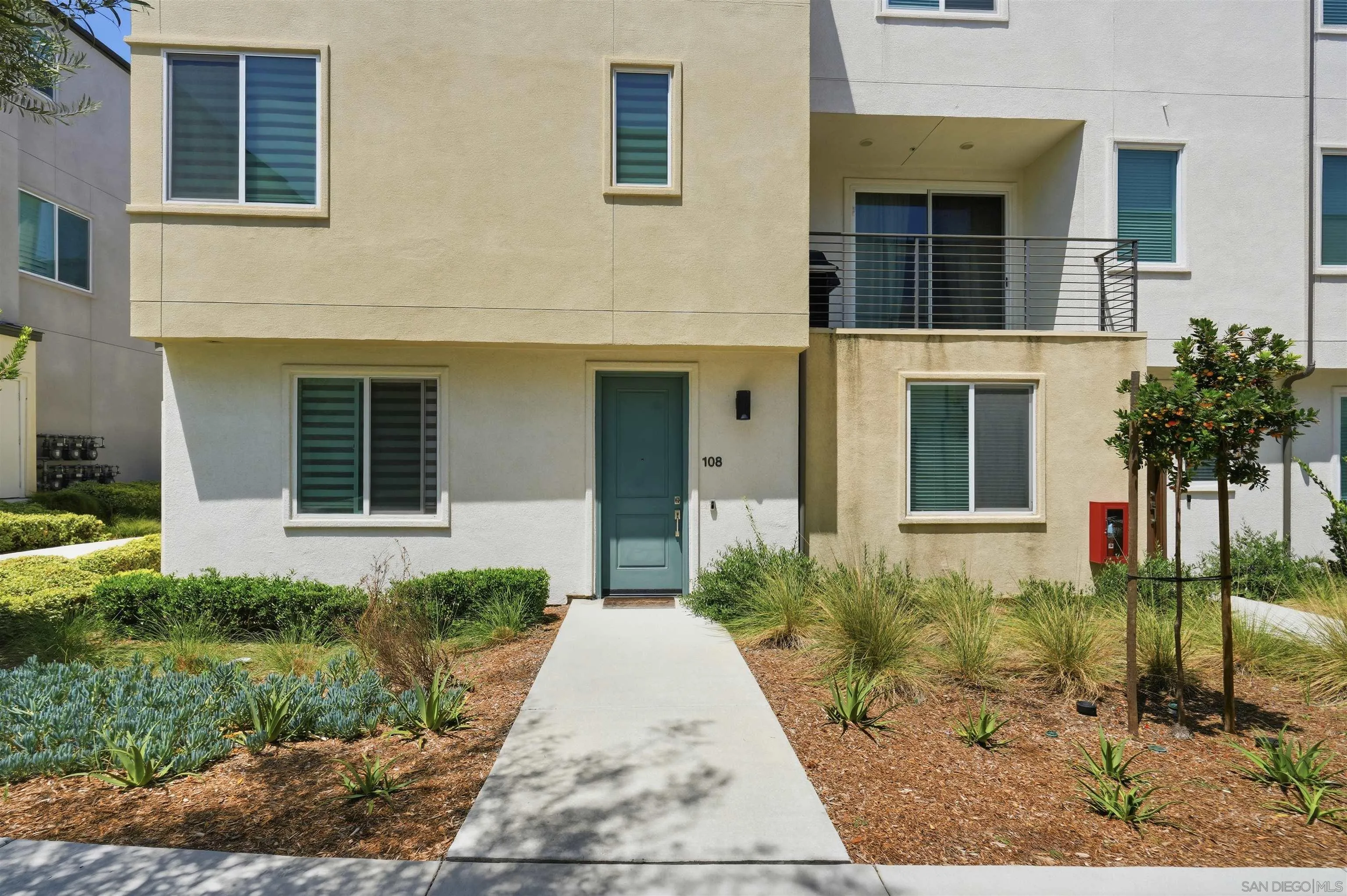 https://cdn.realtyfeed.com/cdn/127/260017961/a4f34af1da53645ec6a5db7b68e15f01.webp