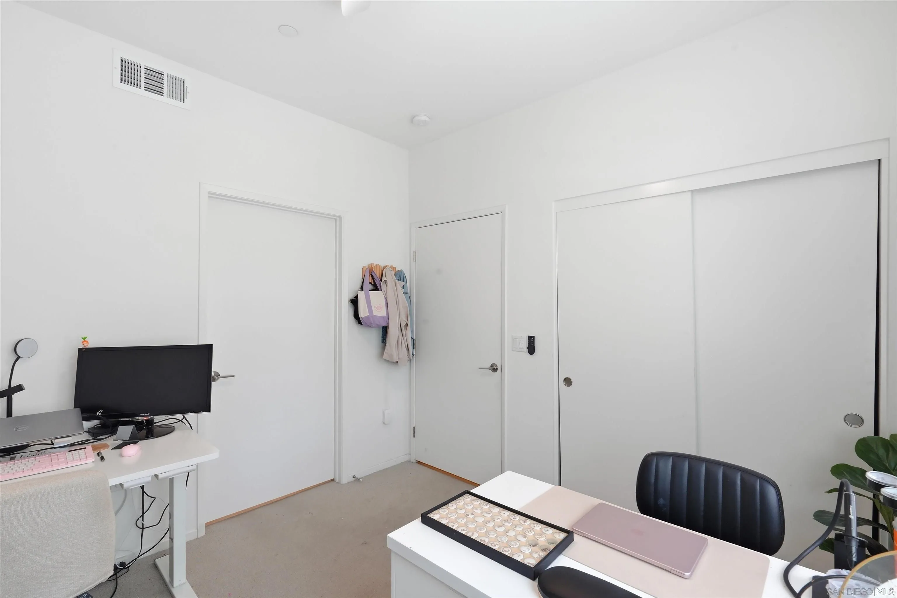 https://cdn.realtyfeed.com/cdn/127/260017961/f6057ba86bab9cbd610f4e3e75b0555e.webp