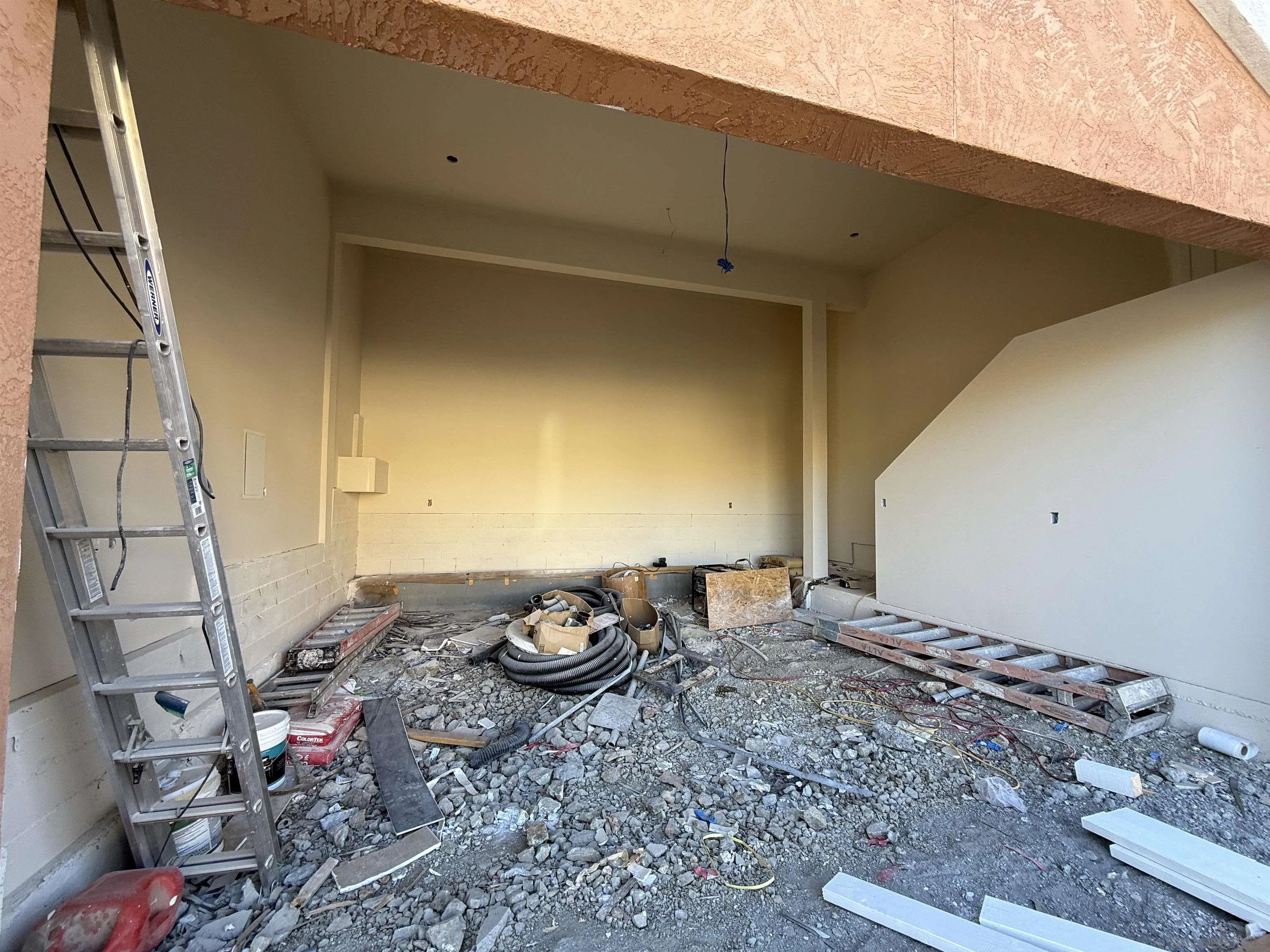 https://cdn.realtyfeed.com/cdn/127/260017964/0aade8a690f18402a7ac78c2e4fb6915.webp
