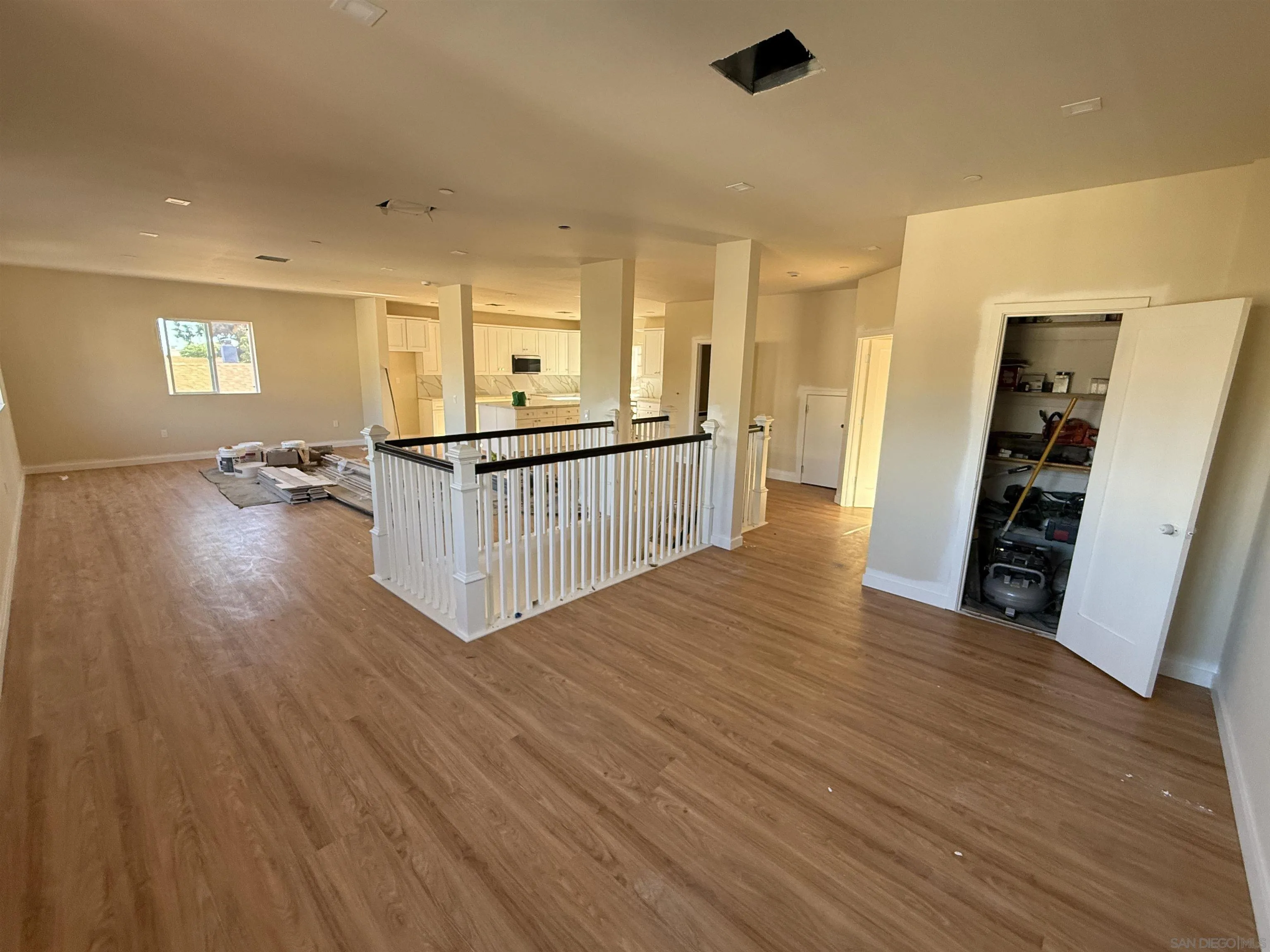https://cdn.realtyfeed.com/cdn/127/260017964/4e3ef257c8e25d2f444f69df925da538.webp