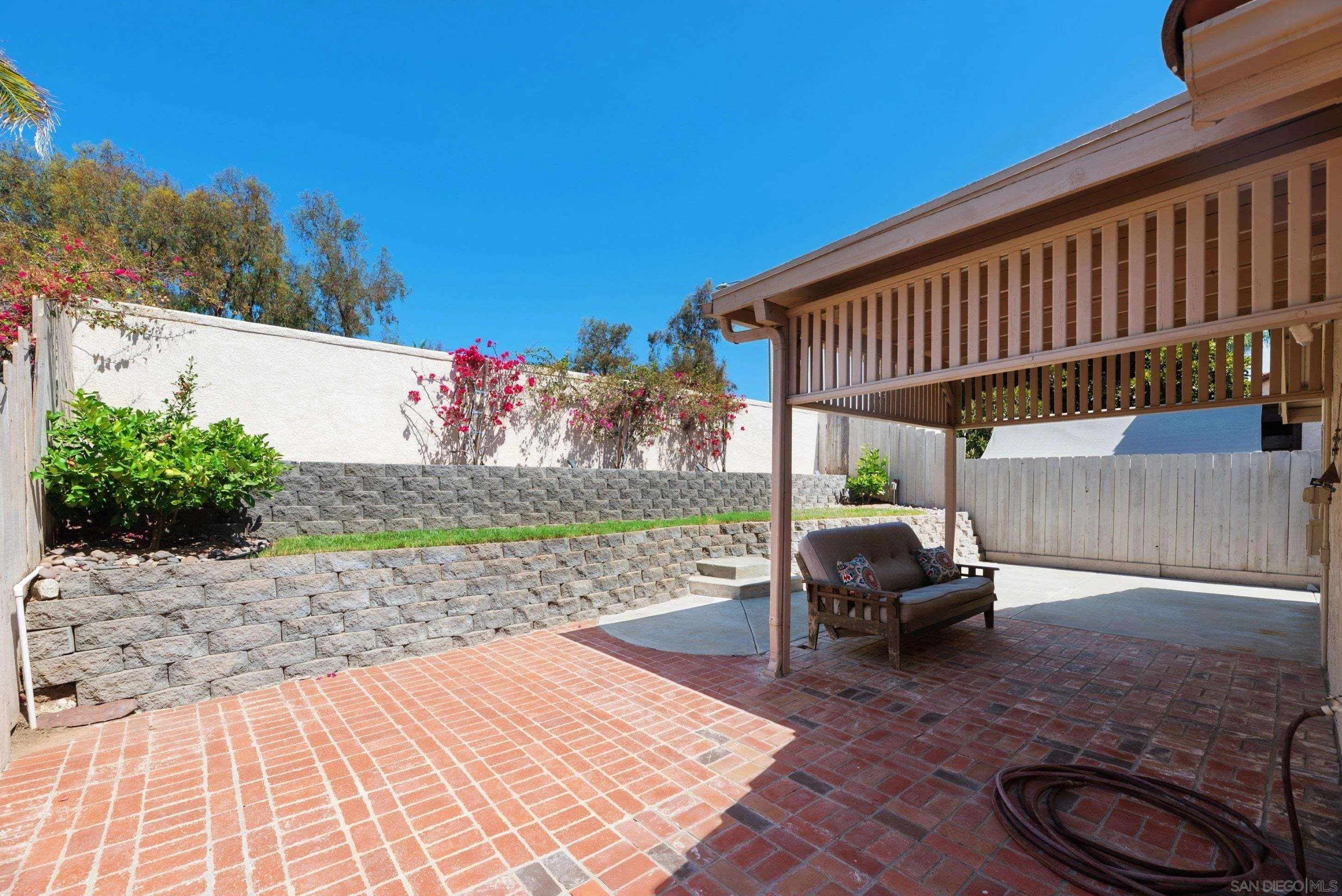 https://cdn.realtyfeed.com/cdn/127/260017968/44db35ba62526f8956b2b74480240cba.webp