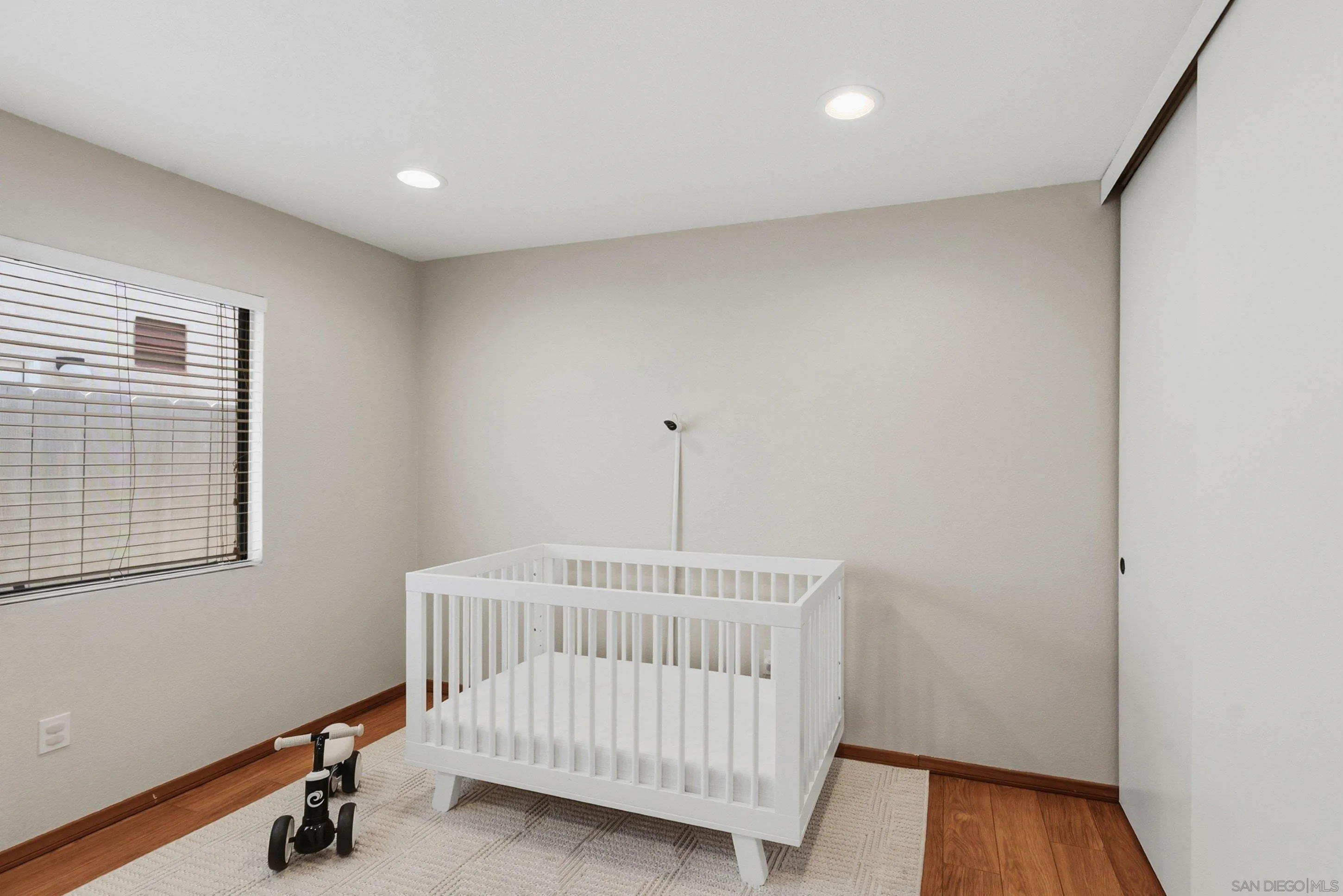 https://cdn.realtyfeed.com/cdn/127/260017968/68dff1e10d2fba35202ced7609bc1e2e.webp