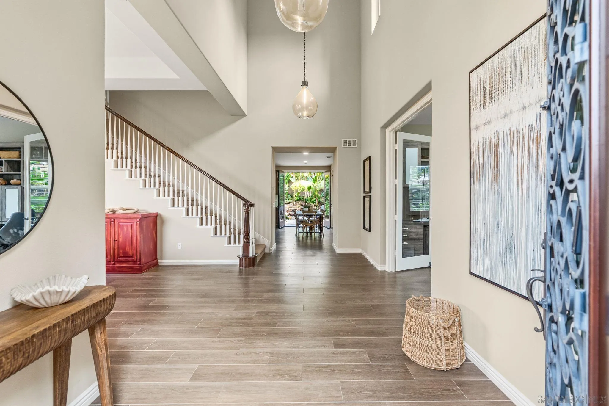 https://cdn.realtyfeed.com/cdn/127/260017970/2713ce7b2ad670e893f7aaf308481bf1.webp
