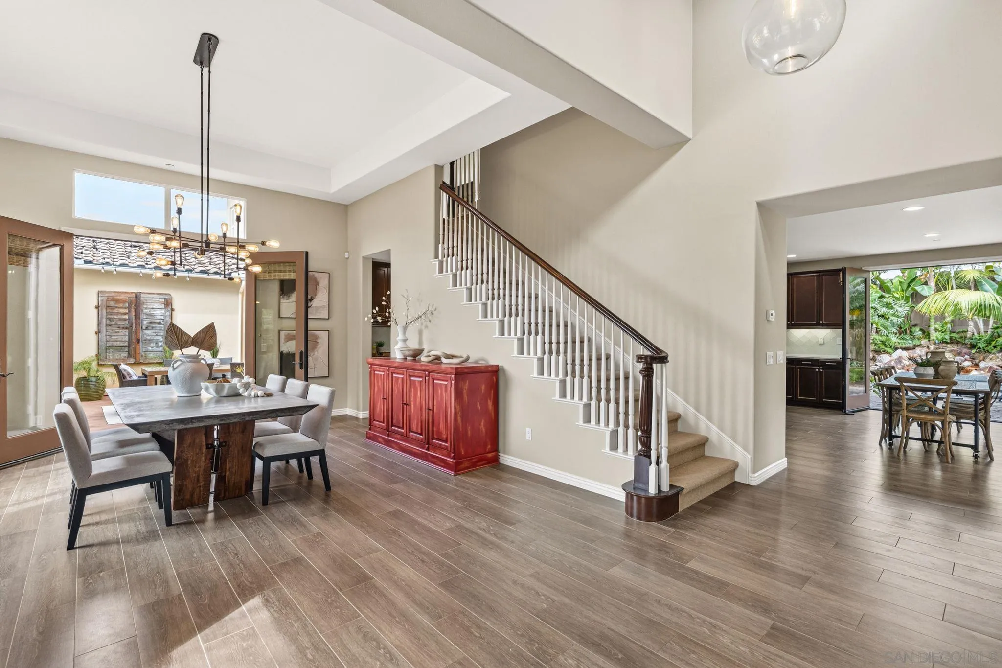 https://cdn.realtyfeed.com/cdn/127/260017970/6fcd1a42b4ec06727e51c37164d7008a.webp
