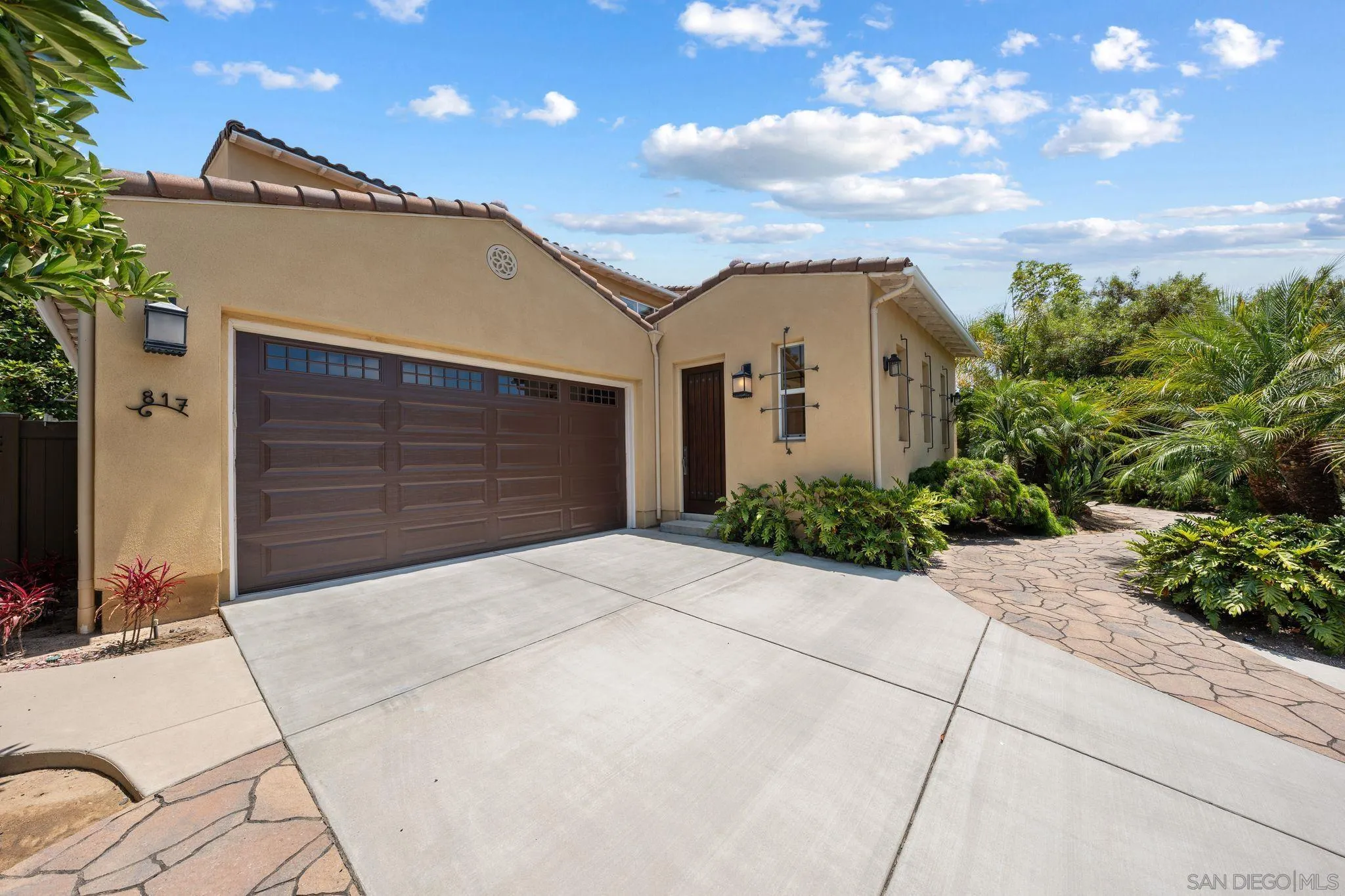 https://cdn.realtyfeed.com/cdn/127/260017970/7d16b57312b387b71af378811c90ad5b.webp