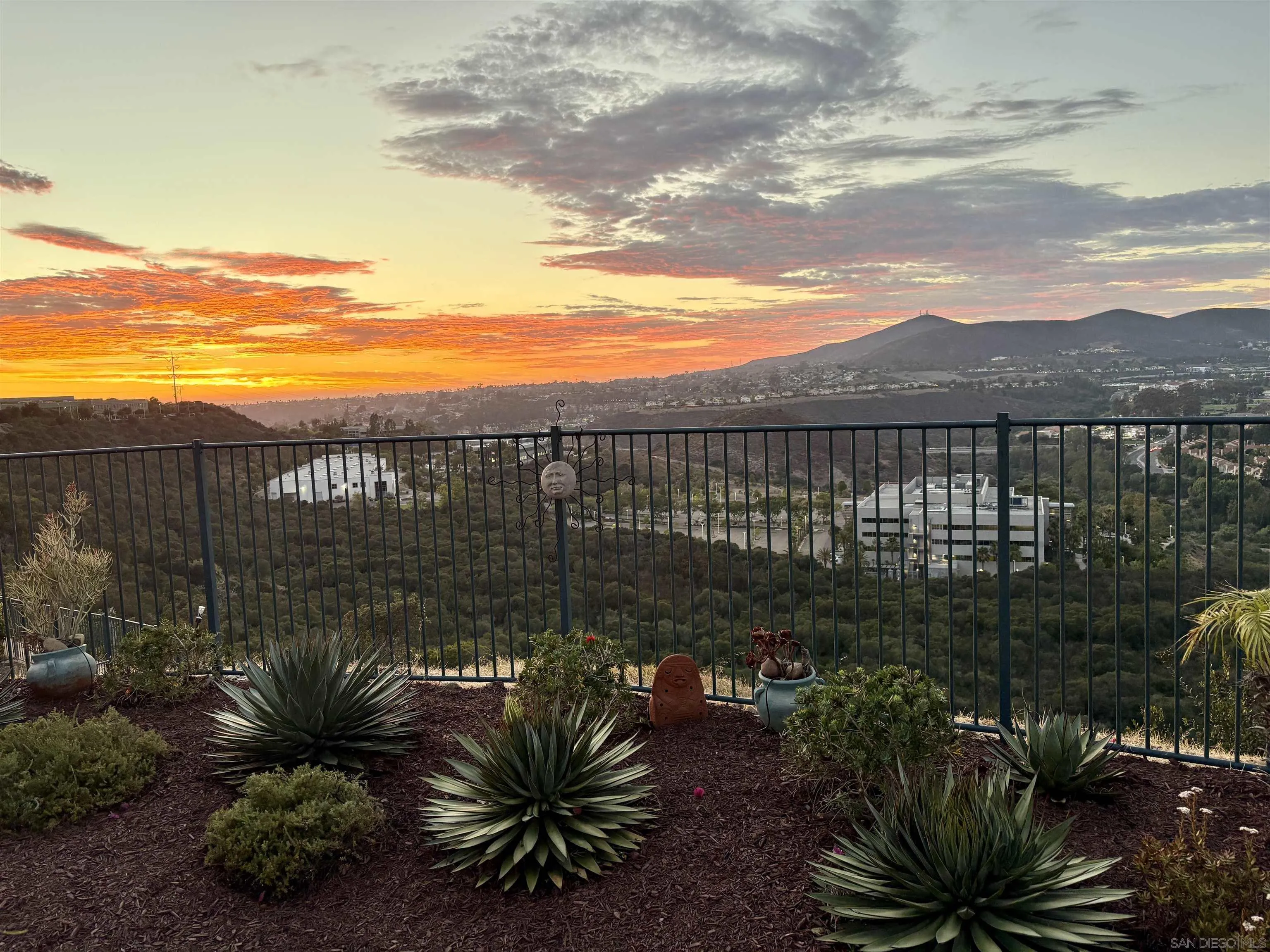 Photo #28: 260017971 Listing: Photo #28