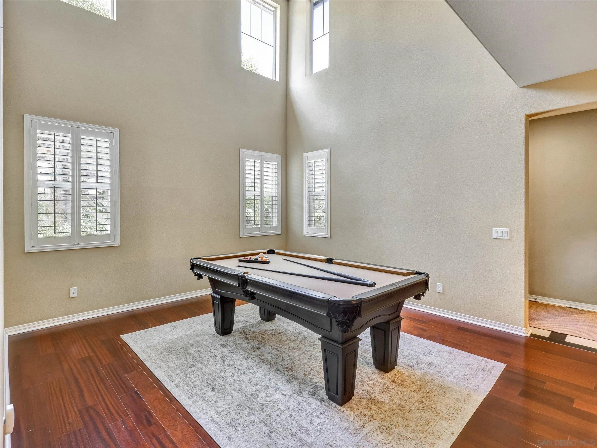 https://cdn.realtyfeed.com/cdn/127/260017974/dff971b8ea89a12142f29e3fc601a4b0.webp