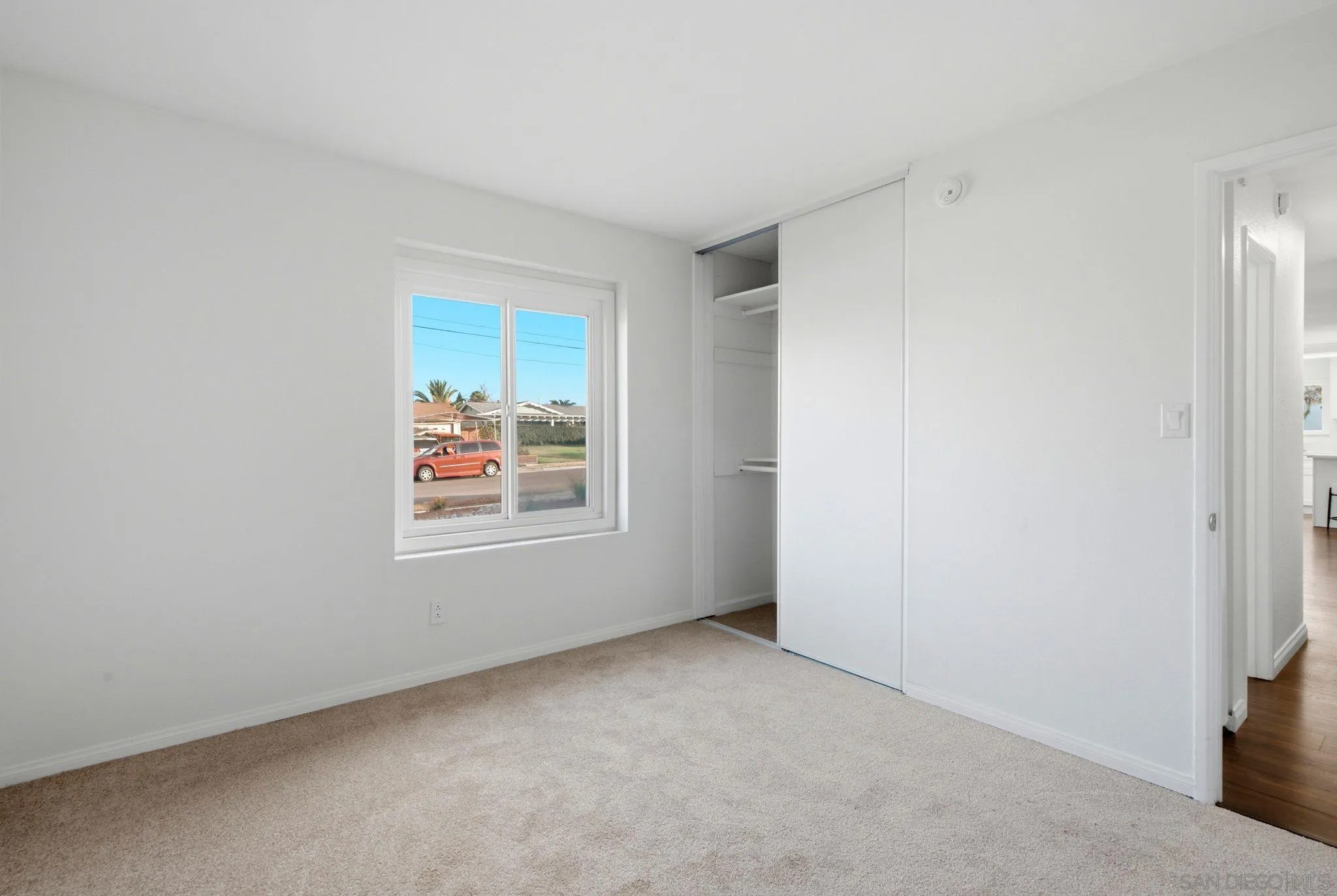 https://cdn.realtyfeed.com/cdn/127/260017975/4473dcaf5a5f0ecb1de51bc17e125bdd.webp