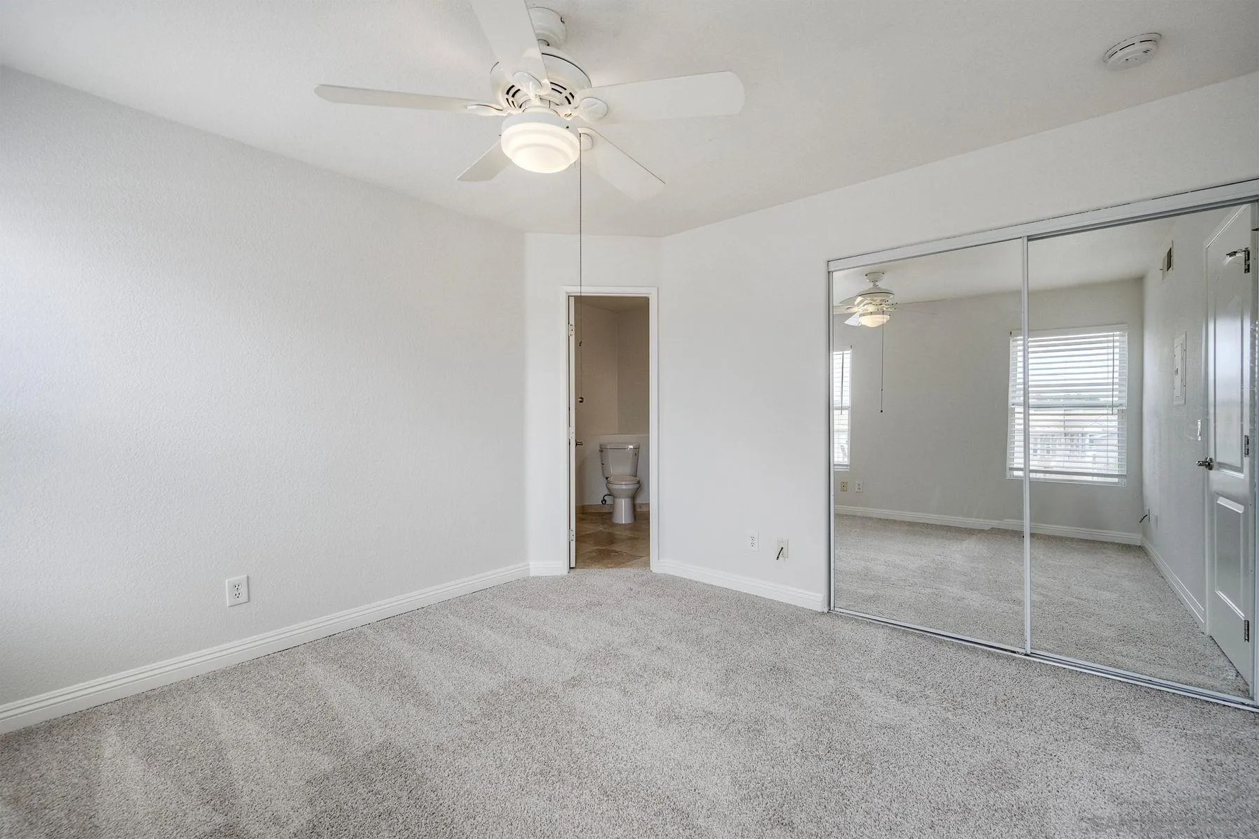 Photo #17: 260017976 Listing: Photo #17