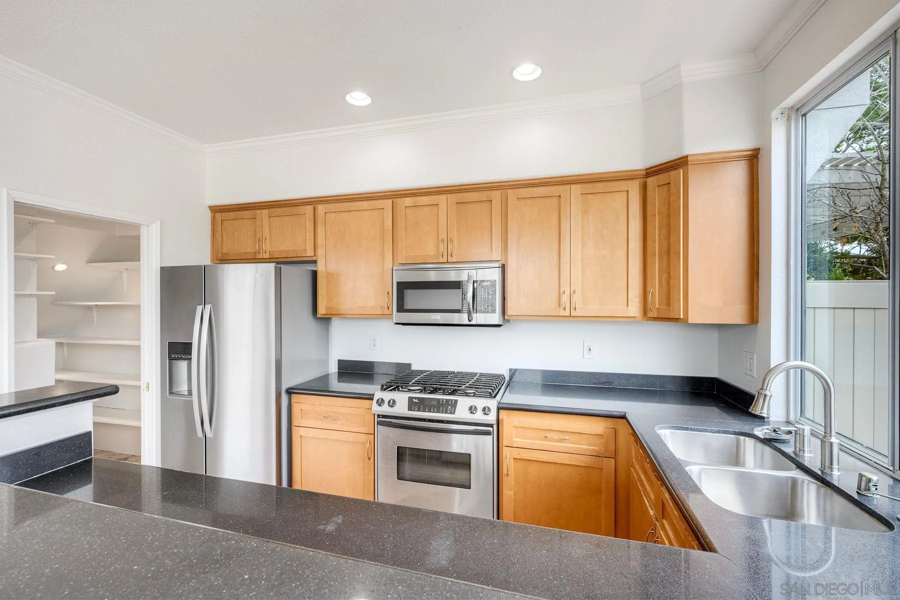 Photo #12: 260017976 Listing: Photo #12